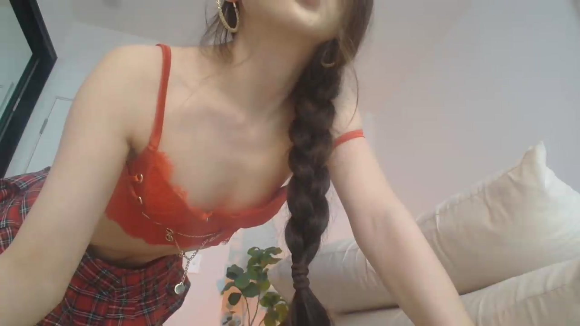 Gallery image thumbnail from HannaElite's myfreecams stream on, 07/20/2026, 05:47 image 6 of 20