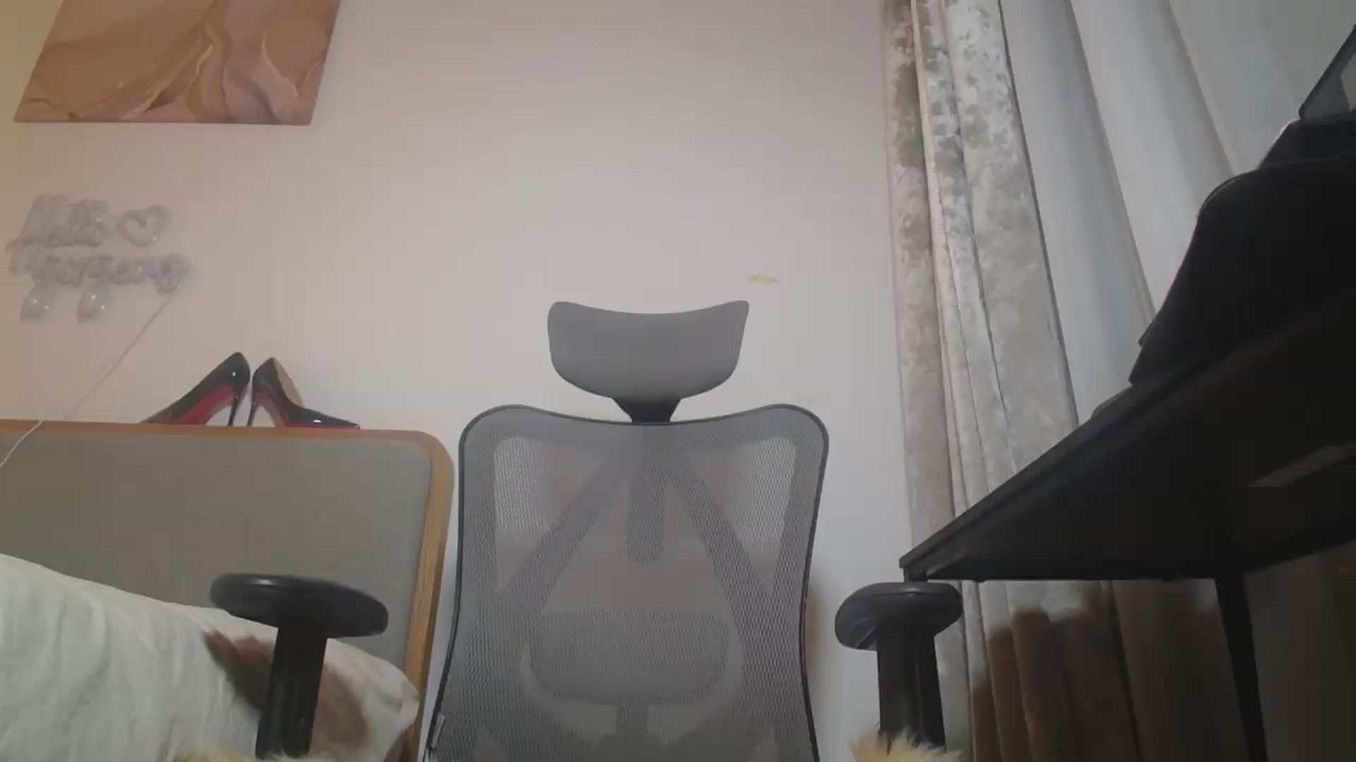 Gallery image thumbnail from HannaElite's myfreecams stream on, 07/23/2026, 09:37 image 9 of 20