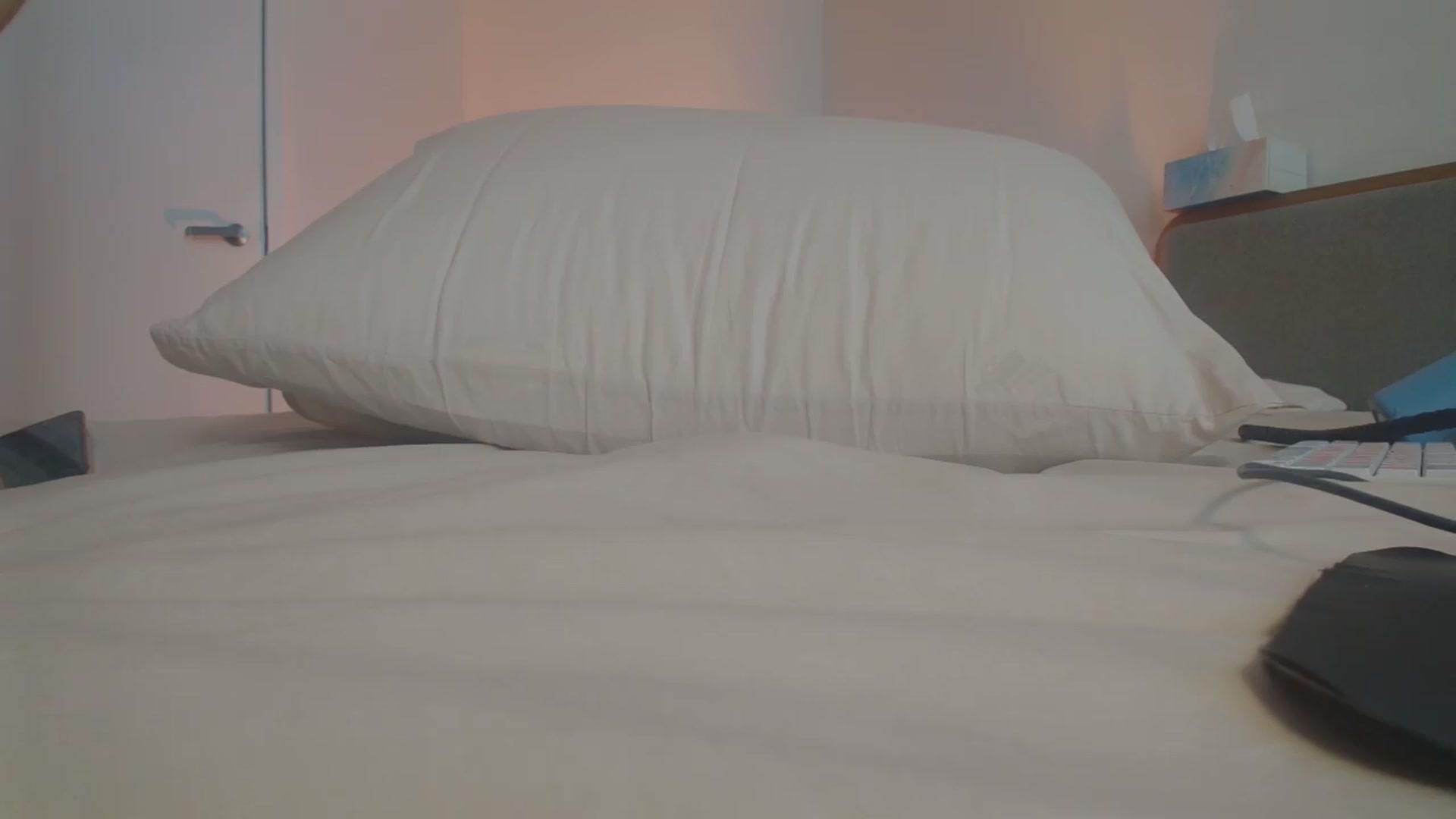 Gallery image thumbnail from HannaElite's myfreecams stream on, 07/27/2026, 07:05 image 1 of 20