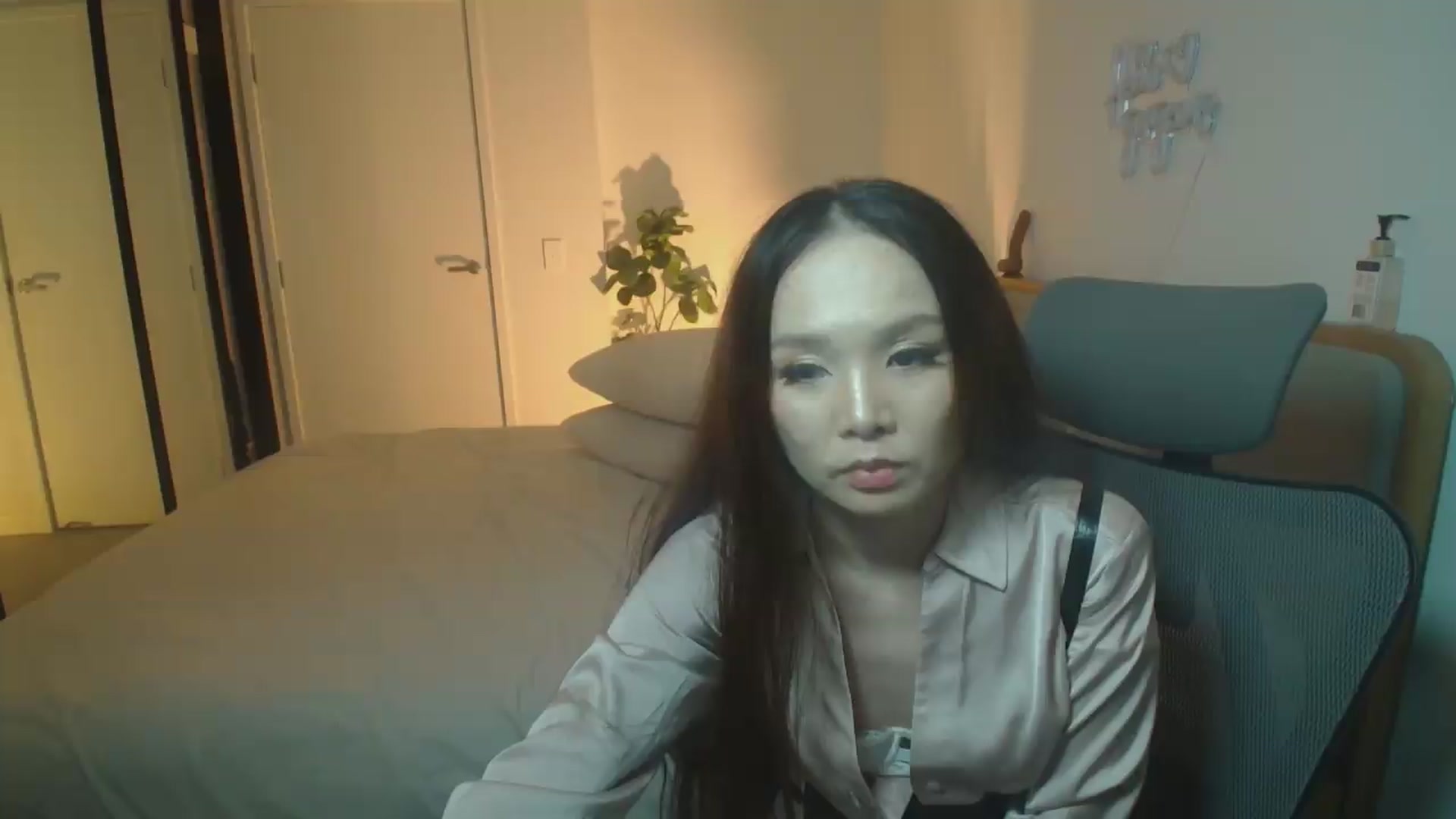 Gallery image thumbnail from HannaElite's myfreecams stream on, 07/28/2026, 11:55 image 1 of 20