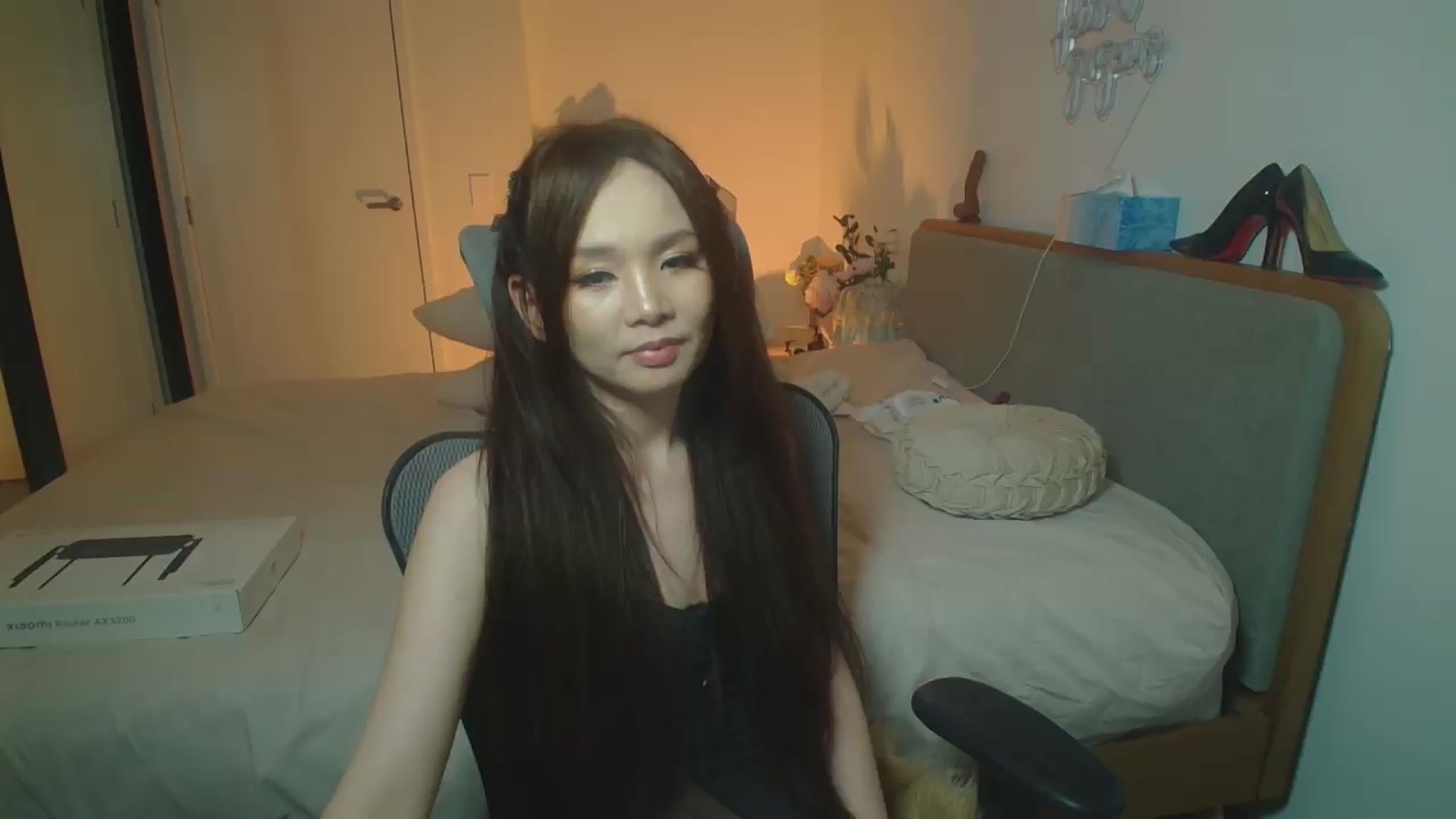 Gallery image thumbnail from HannaElite's myfreecams stream on, 08/08/2026, 11:08 image 4 of 20