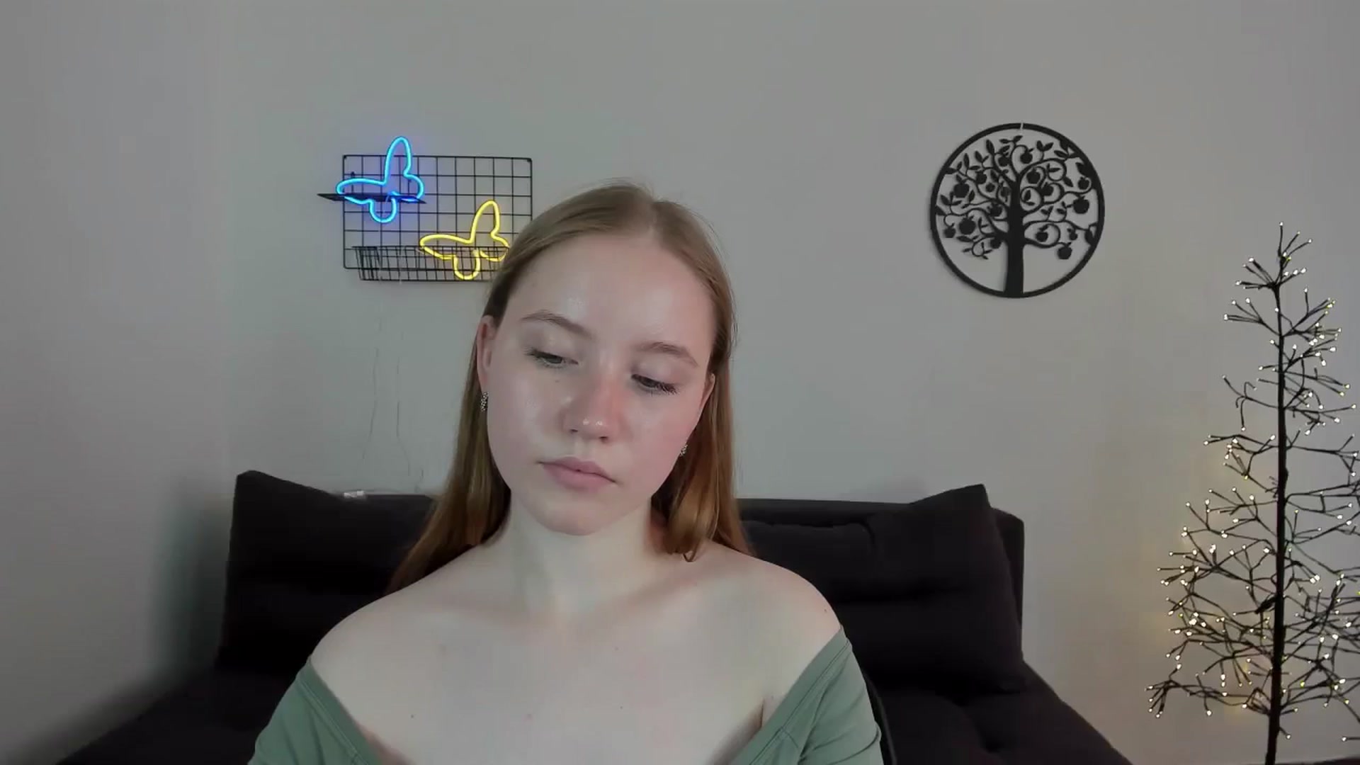 Gallery image thumbnail from HannaHarperr's myfreecams stream on, 08/17/2023, 09:08 image 20 of 20