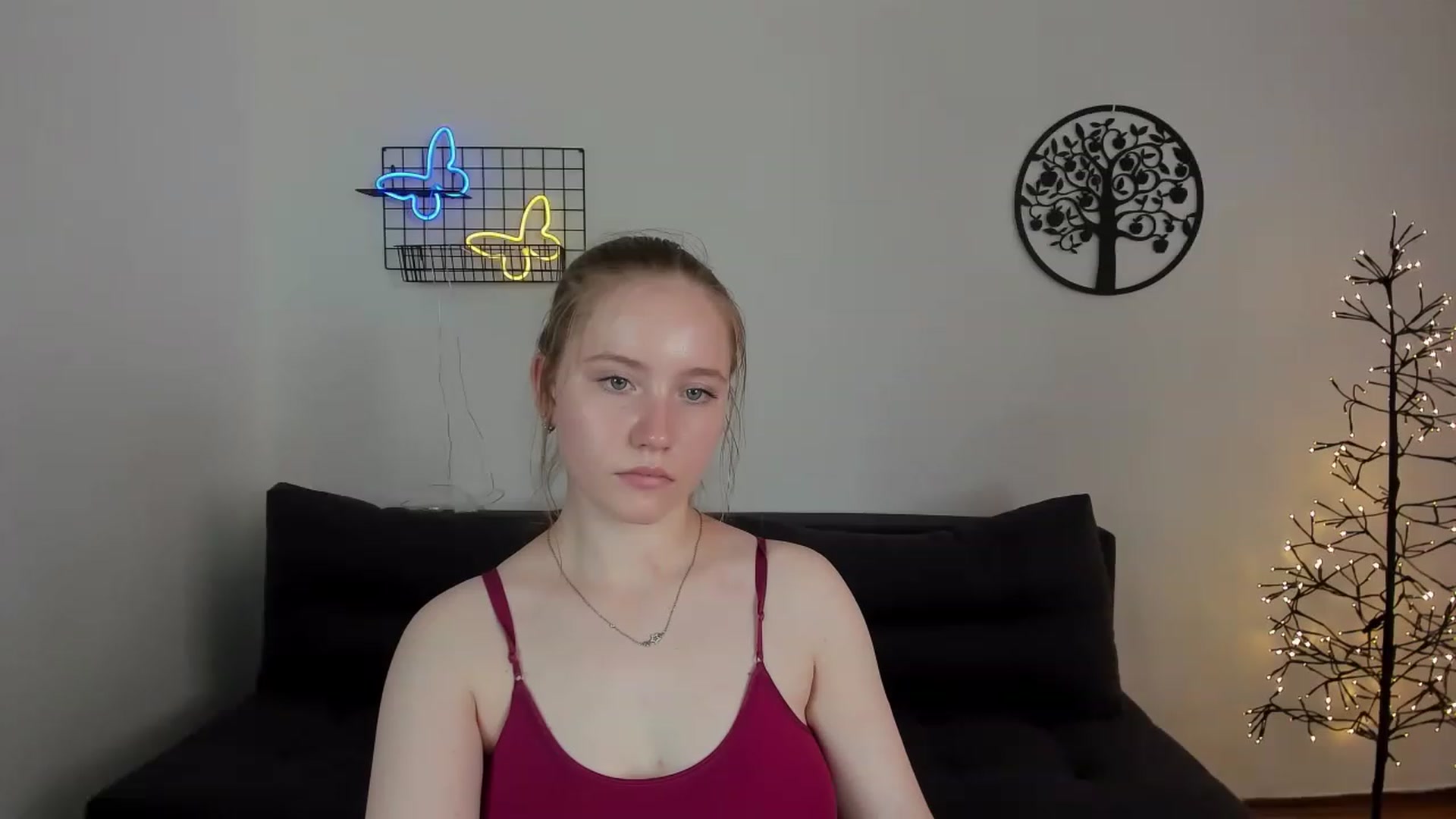 Gallery image thumbnail from HannaHarperr's myfreecams stream on, 08/19/2023, 11:14 image 3 of 20