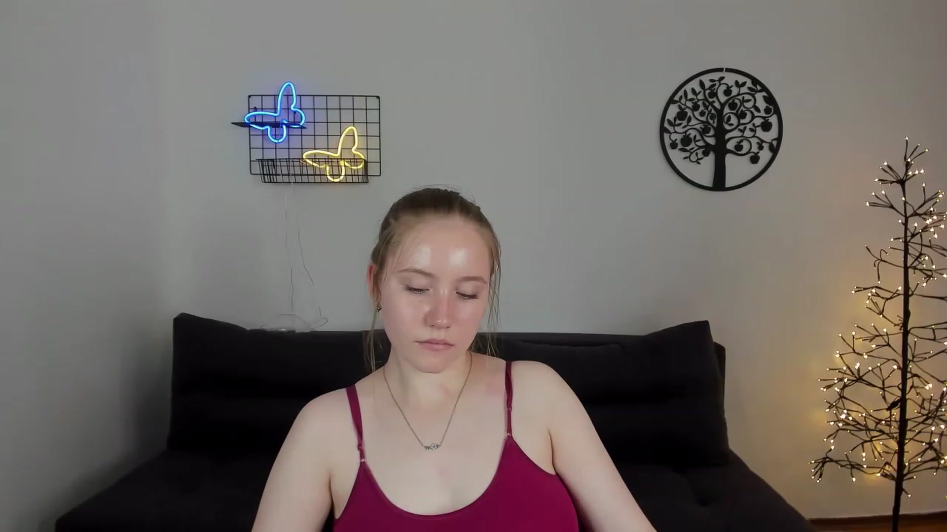 Gallery image thumbnail from HannaHarperr's myfreecams stream on, 08/19/2023, 11:14 image 14 of 20