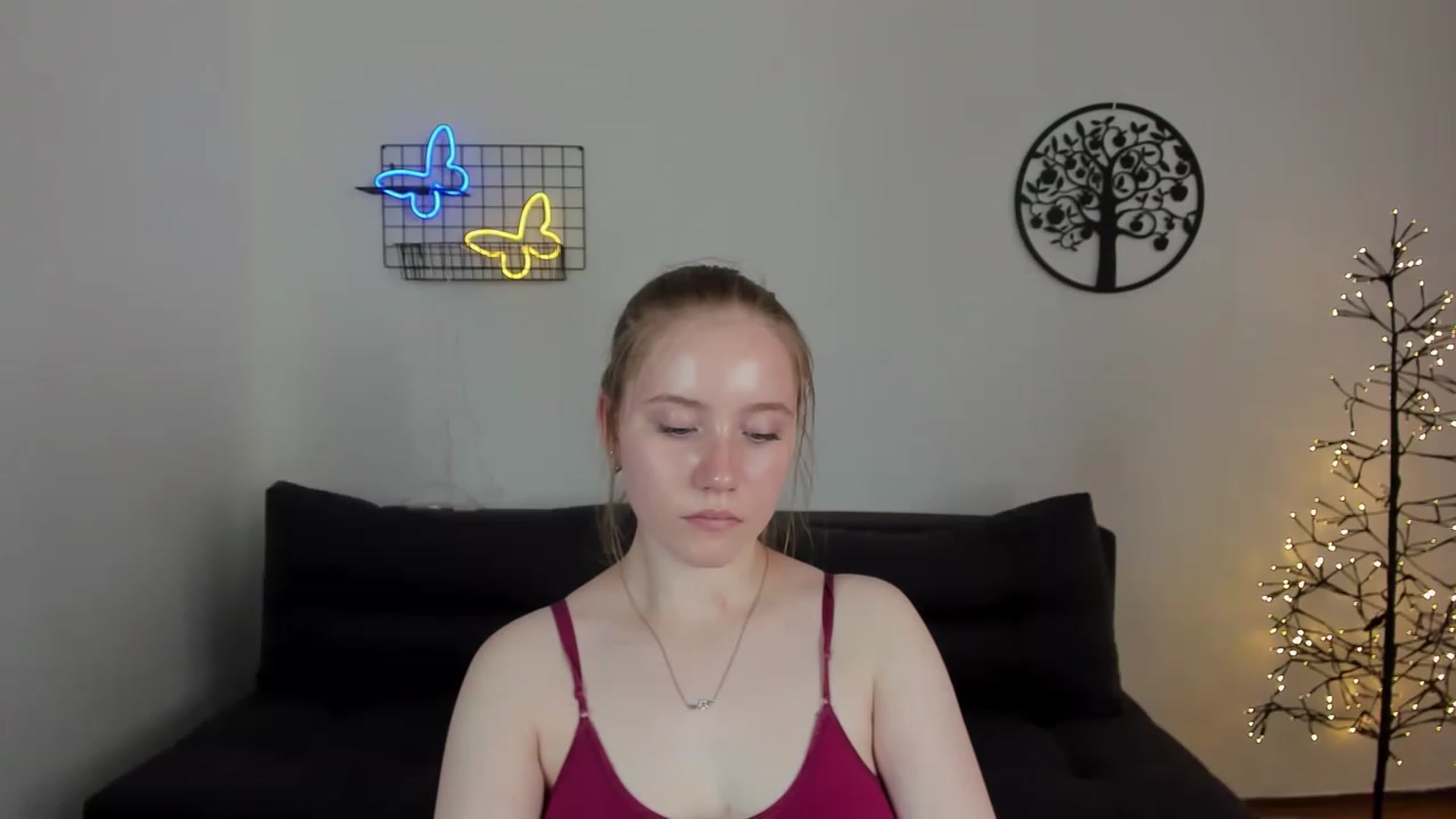 Gallery image thumbnail from HannaHarperr's myfreecams stream on, 08/19/2023, 11:14 image 9 of 20