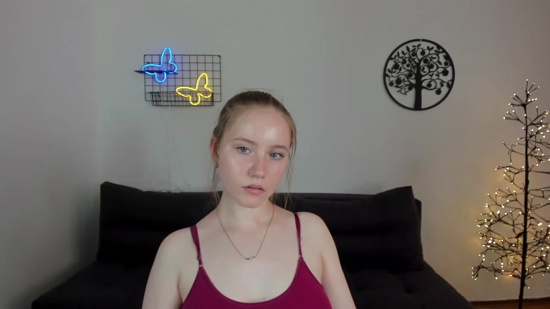 Gallery image thumbnail from HannaHarperr's myfreecams stream on, 08/19/2023, 11:14 image 6 of 20