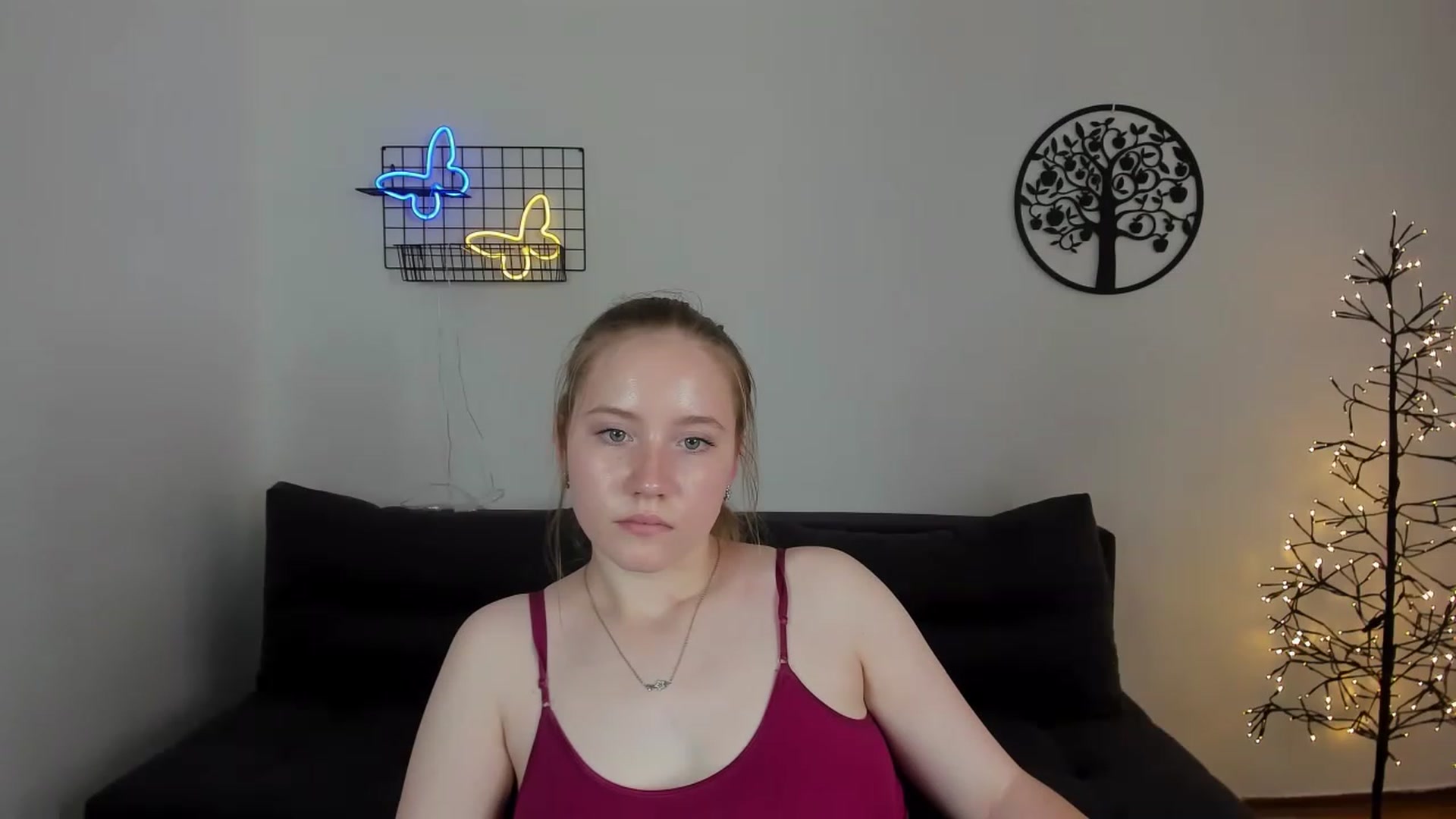 Gallery image thumbnail from HannaHarperr's myfreecams stream on, 08/19/2023, 11:14 image 19 of 20
