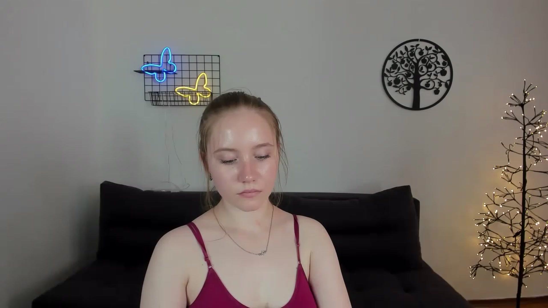Gallery image thumbnail from HannaHarperr's myfreecams stream on, 08/19/2023, 11:14 image 4 of 20