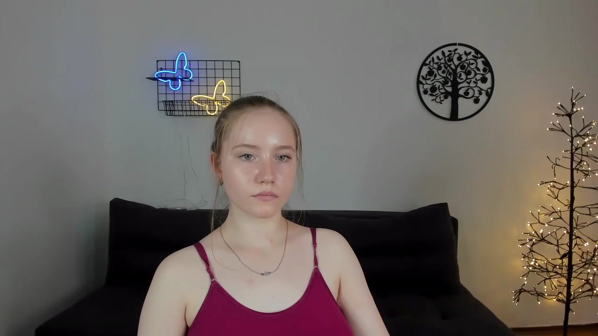 Gallery image thumbnail from HannaHarperr's myfreecams stream on, 08/19/2023, 12:01 image 16 of 20