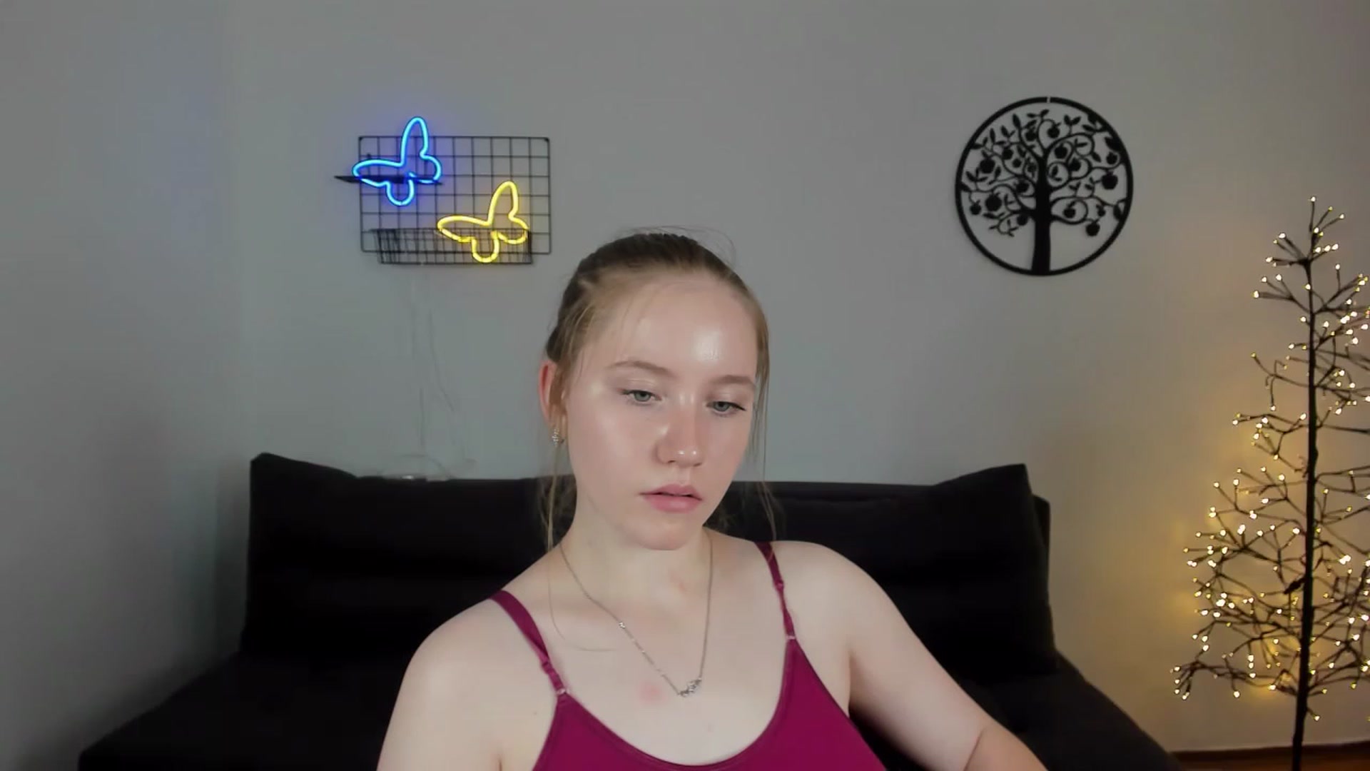 Gallery image thumbnail from HannaHarperr's myfreecams stream on, 08/19/2023, 12:01 image 13 of 20