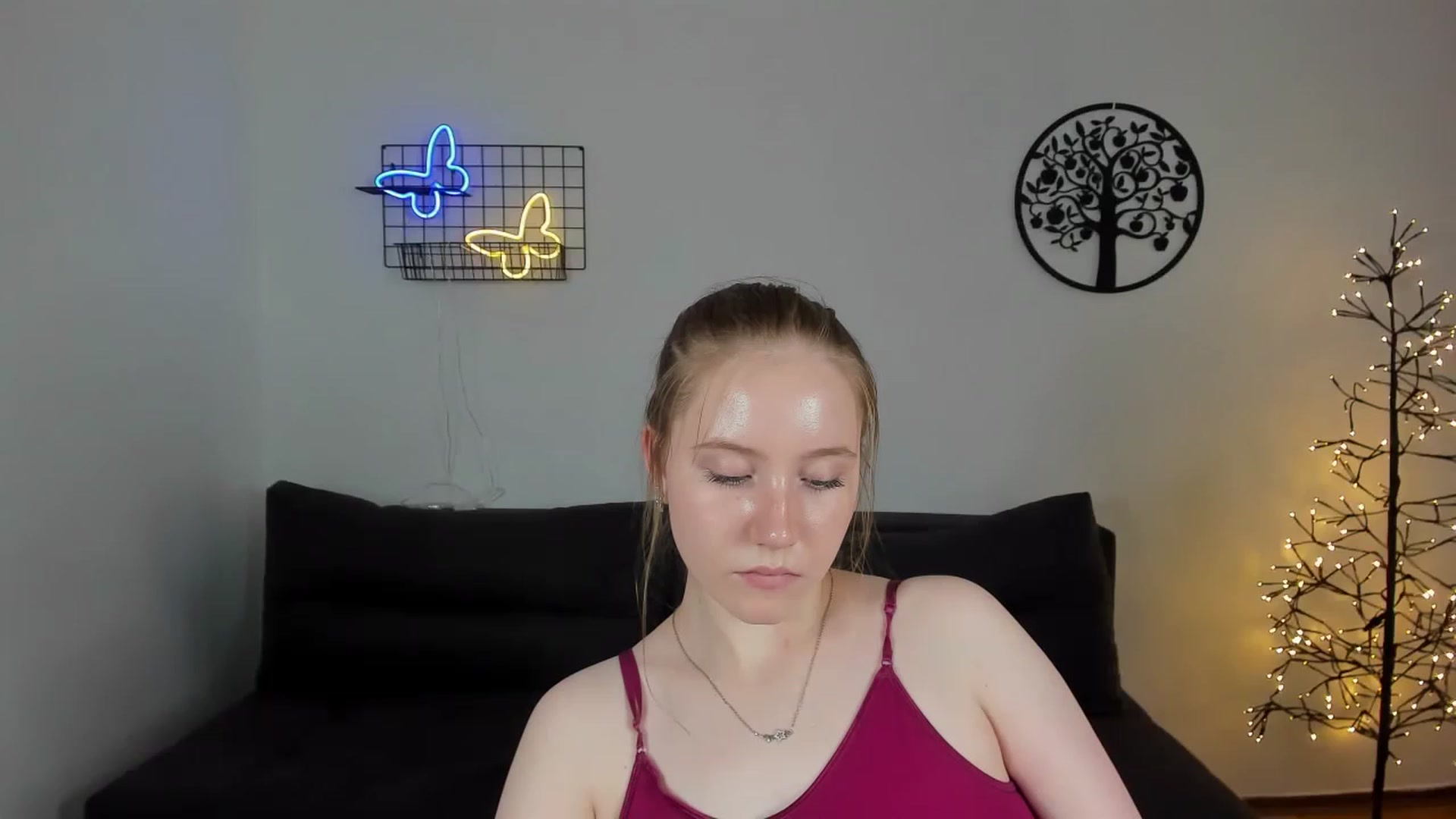 Gallery image thumbnail from HannaHarperr's myfreecams stream on, 08/19/2023, 12:01 image 1 of 20