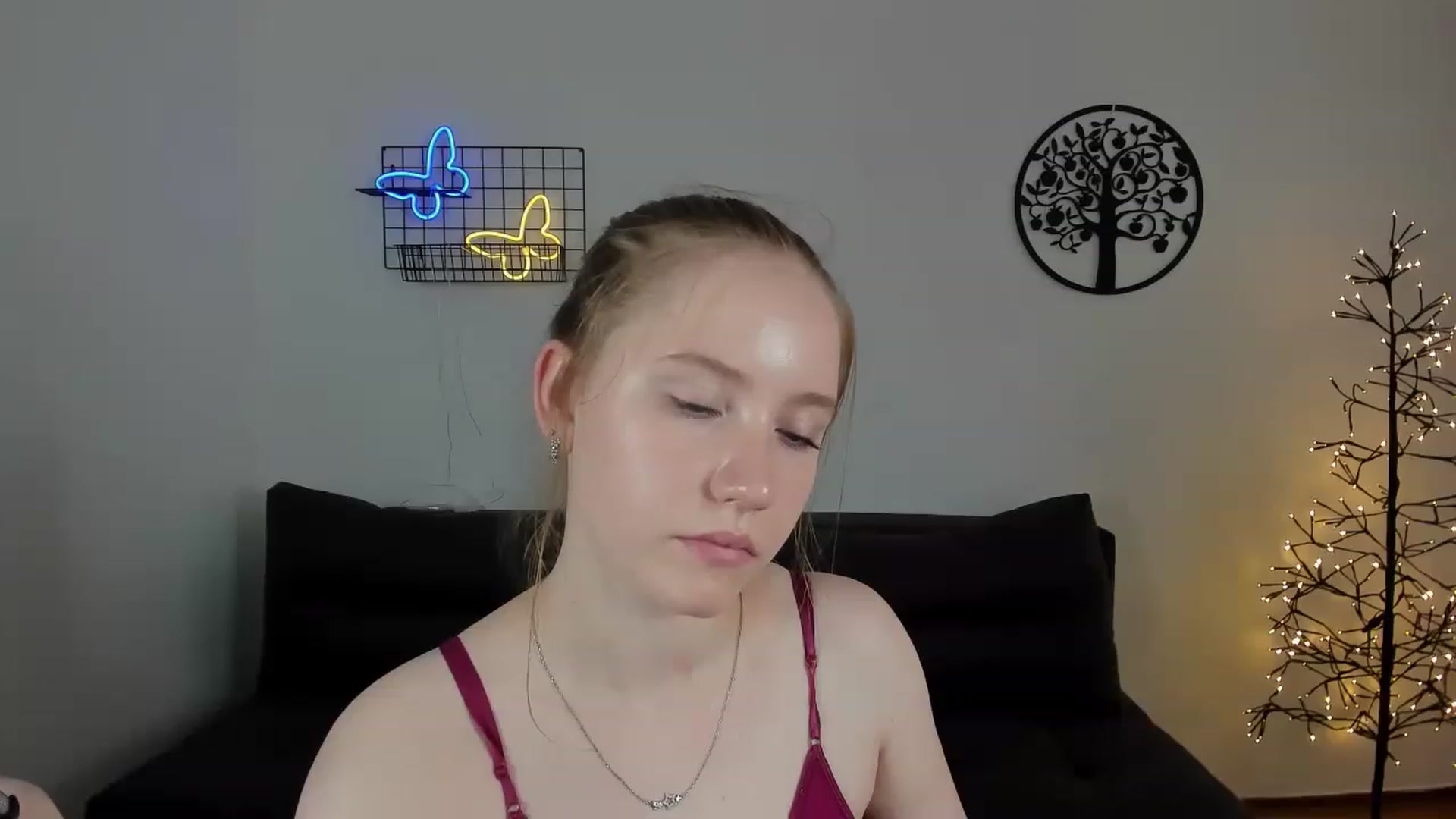 Gallery image thumbnail from HannaHarperr's myfreecams stream on, 08/19/2023, 12:01 image 20 of 20