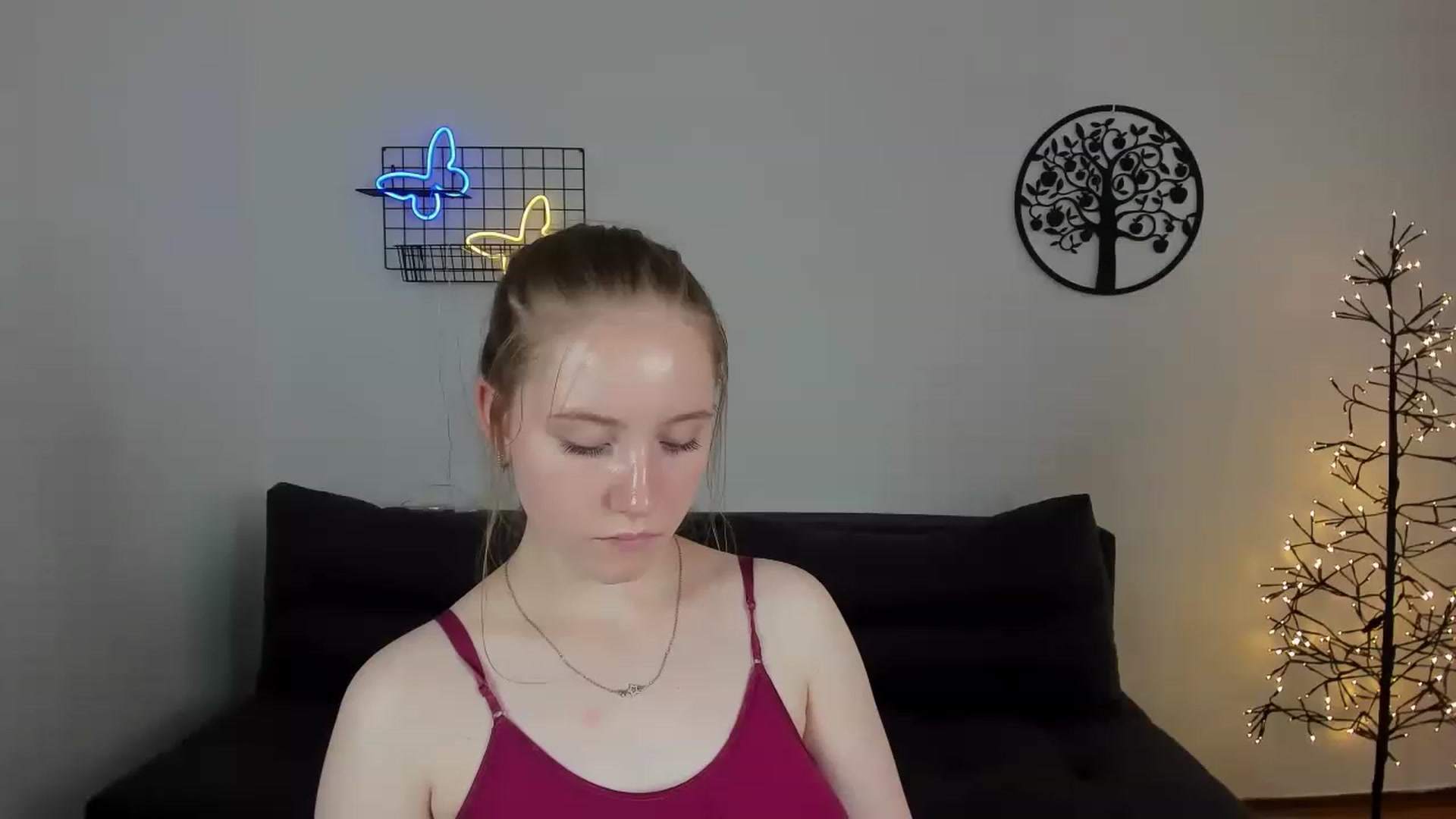 Gallery image thumbnail from HannaHarperr's myfreecams stream on, 08/19/2023, 12:01 image 17 of 20