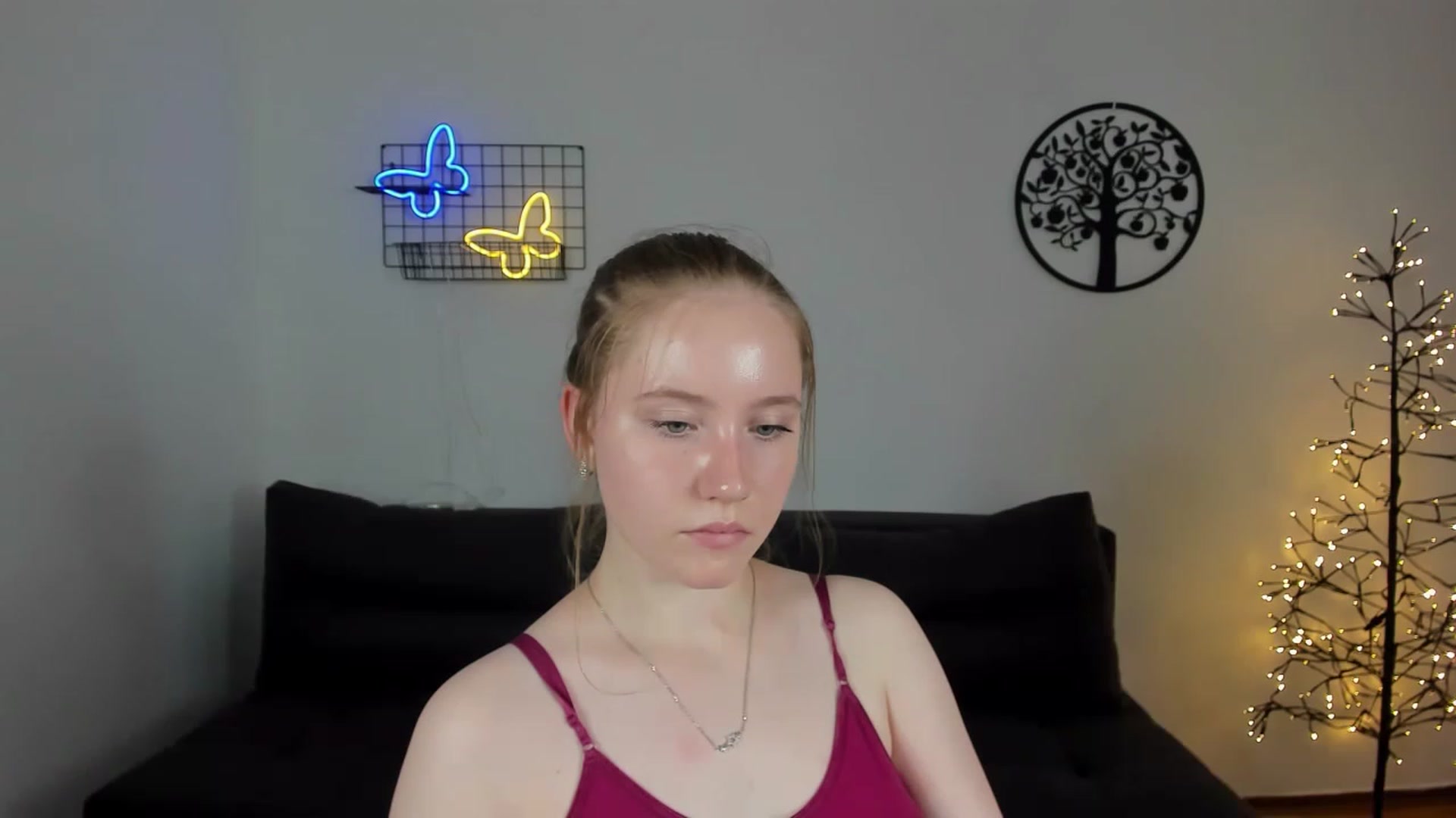 Gallery image thumbnail from HannaHarperr's myfreecams stream on, 08/19/2023, 12:01 image 10 of 20