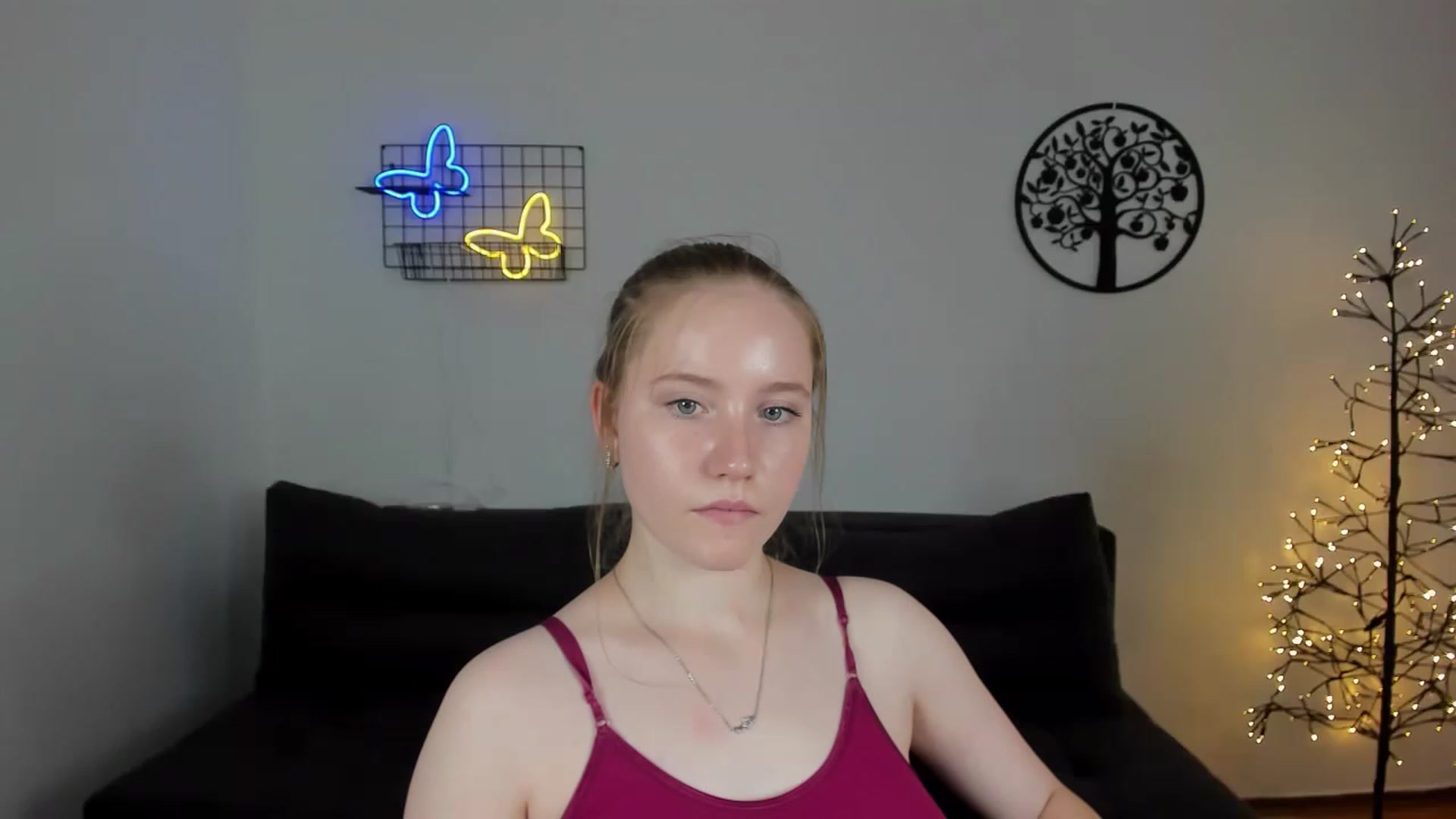 Gallery image thumbnail from HannaHarperr's myfreecams stream on, 08/19/2023, 12:01 image 8 of 20