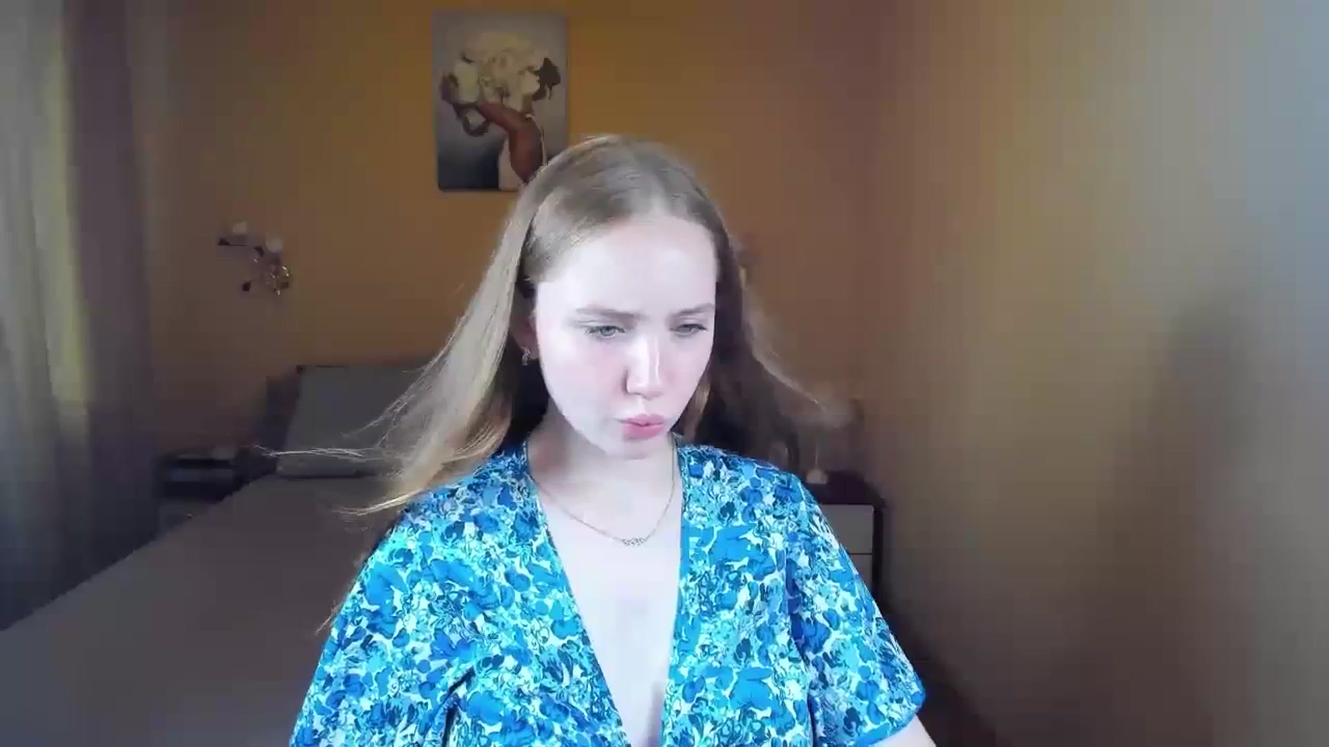 Gallery image thumbnail from HannaHarperr's myfreecams stream on, 08/20/2023, 10:23 image 15 of 20