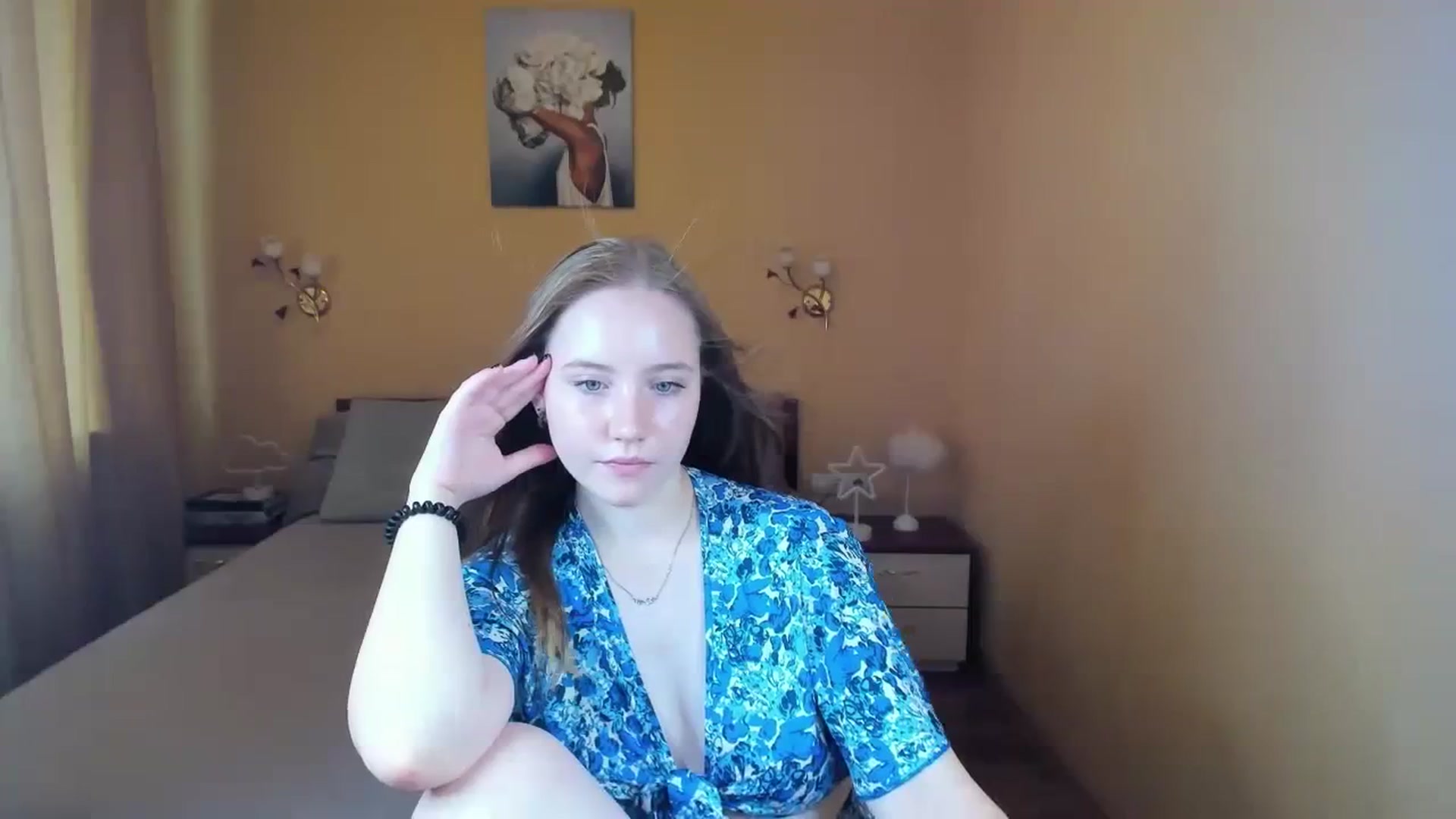 Gallery image thumbnail from HannaHarperr's myfreecams stream on, 08/20/2023, 14:35 image 10 of 20