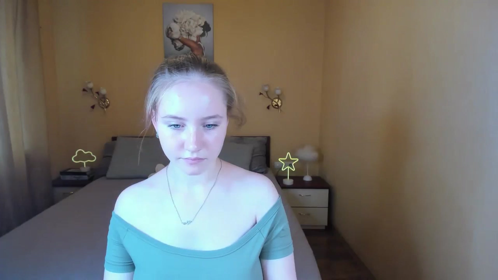 Gallery image thumbnail from HannaHarperr's myfreecams stream on, 08/21/2023, 13:34 image 14 of 20