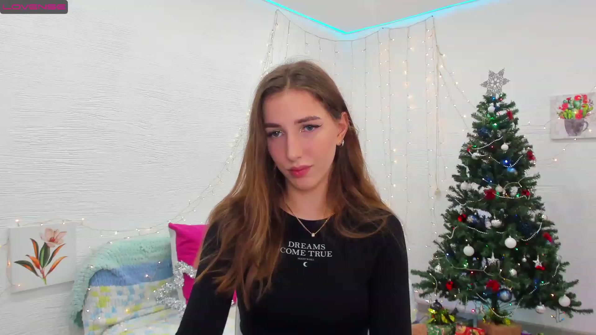 Gallery image thumbnail from HannaMillos's myfreecams stream on, 12/09/2022, 23:31 image 11 of 20