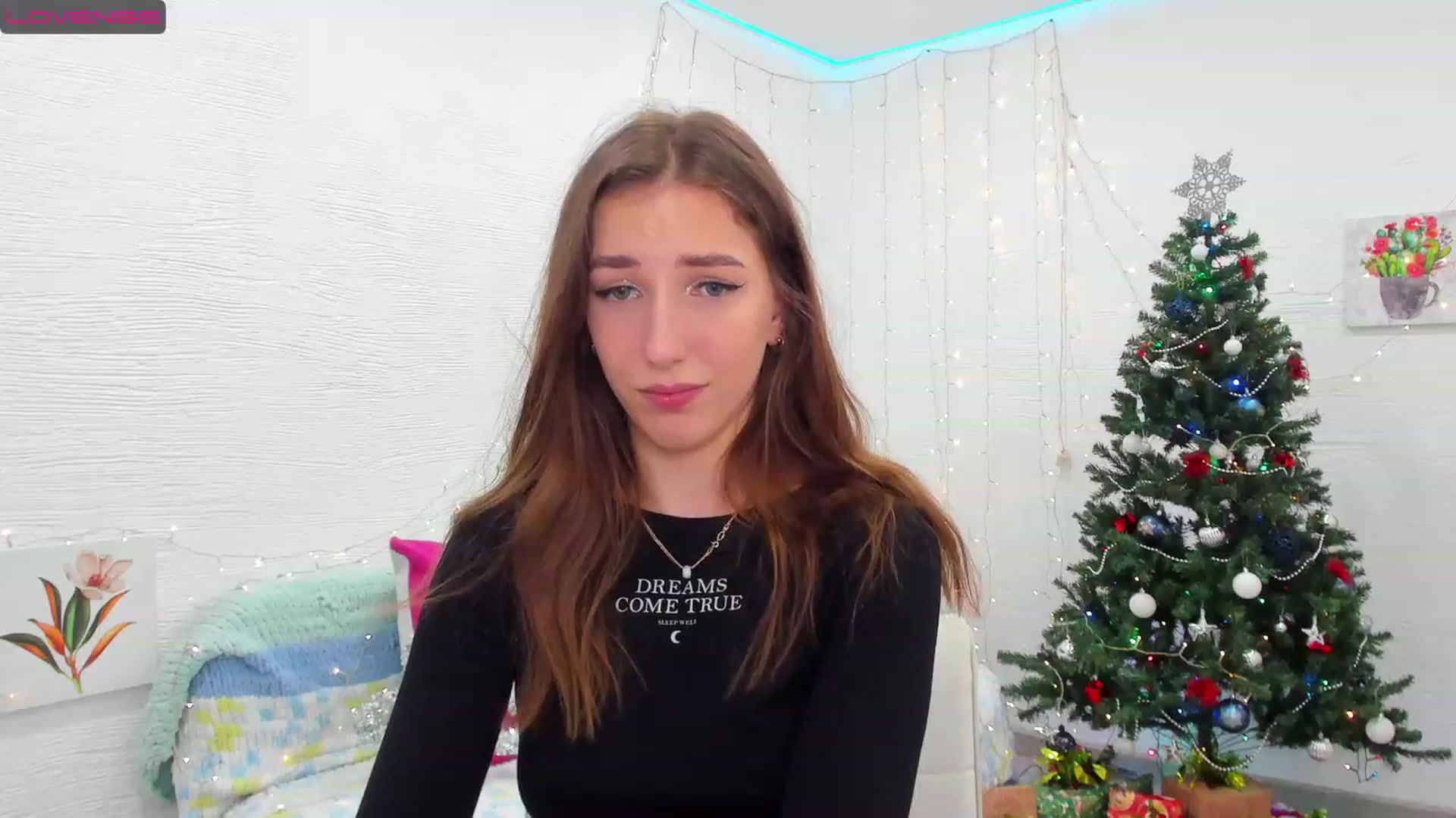 Gallery image thumbnail from HannaMillos's myfreecams stream on, 12/10/2022, 02:36 image 5 of 20