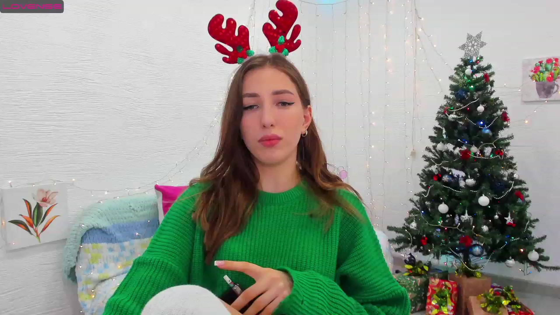 Gallery image thumbnail from HannaMillos's myfreecams stream on, 12/11/2022, 02:50 image 4 of 20