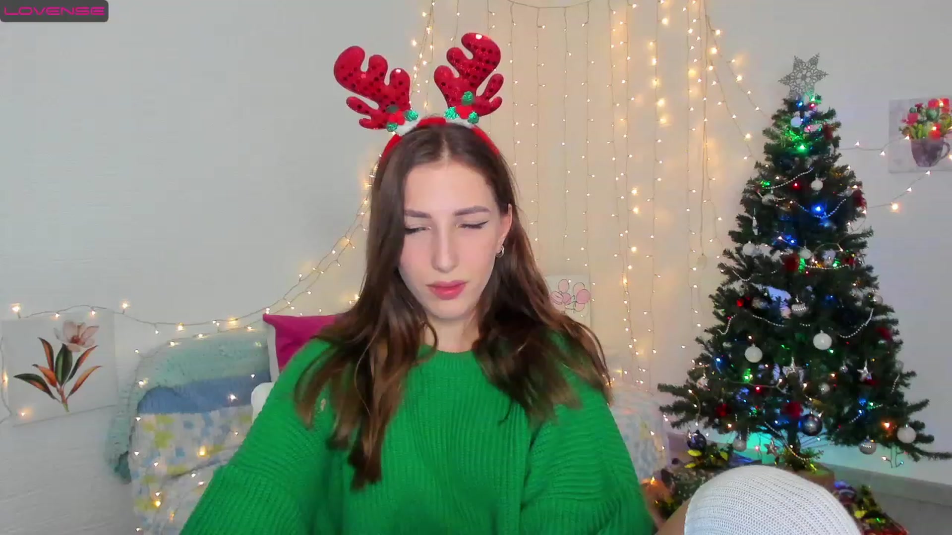 Gallery image thumbnail from HannaMillos's myfreecams stream on, 12/11/2022, 02:50 image 3 of 20