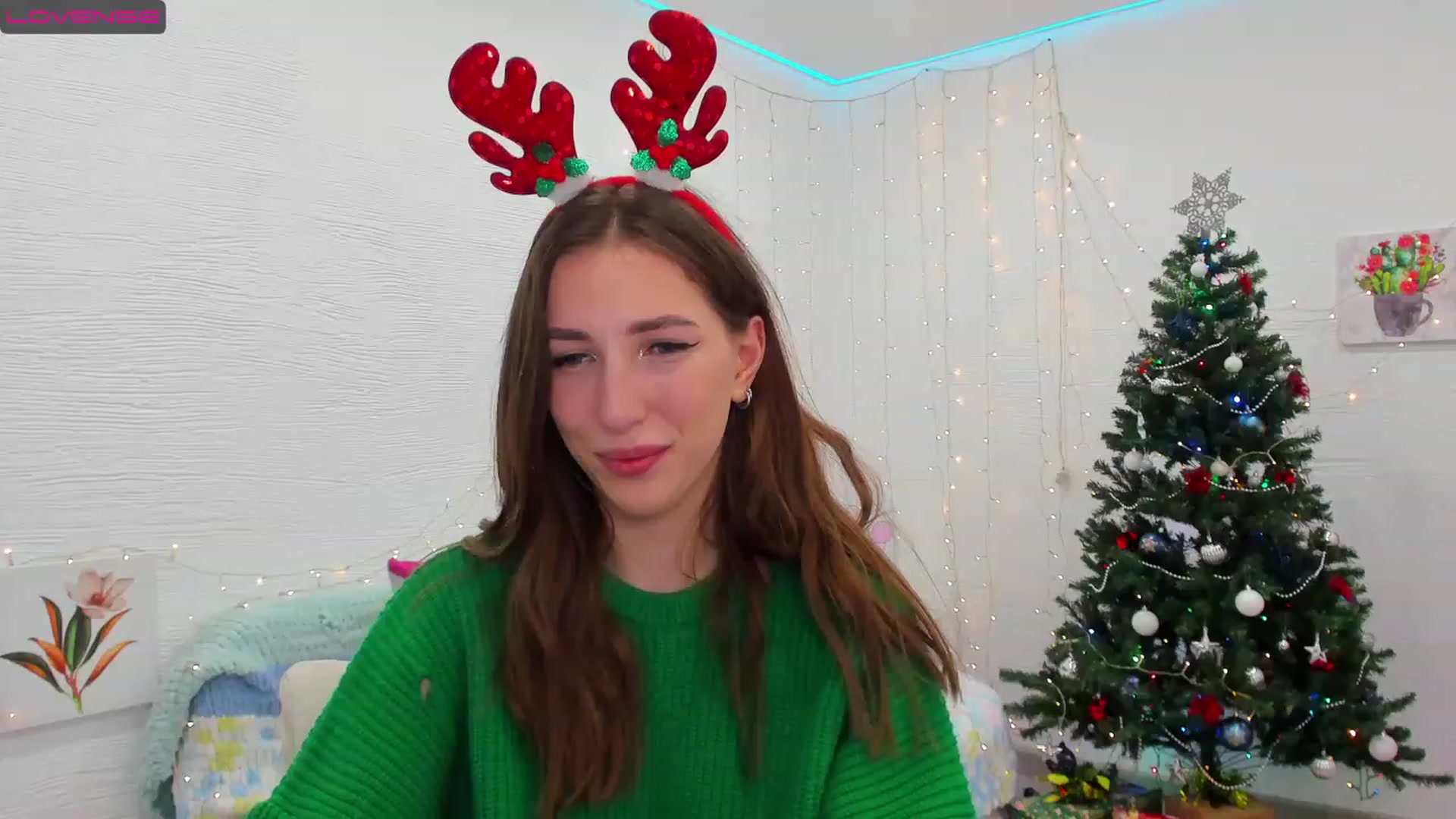 Gallery image thumbnail from HannaMillos's myfreecams stream on, 12/11/2022, 04:17 image 10 of 20