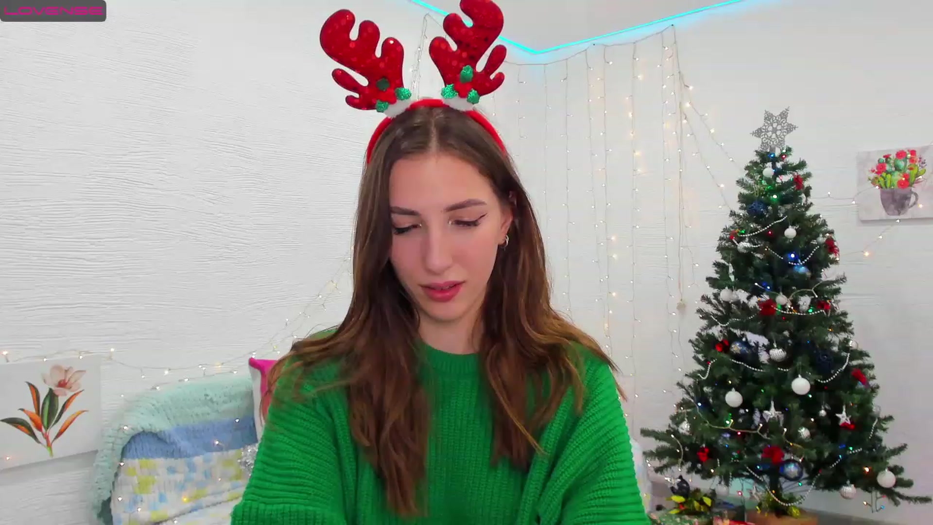 Gallery image thumbnail from HannaMillos's myfreecams stream on, 12/11/2022, 04:17 image 3 of 20