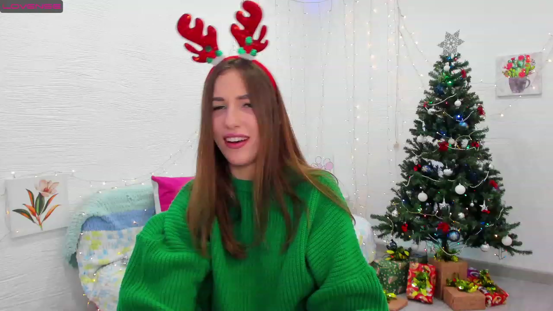 Gallery image thumbnail from HannaMillos's myfreecams stream on, 12/12/2022, 04:29 image 8 of 20