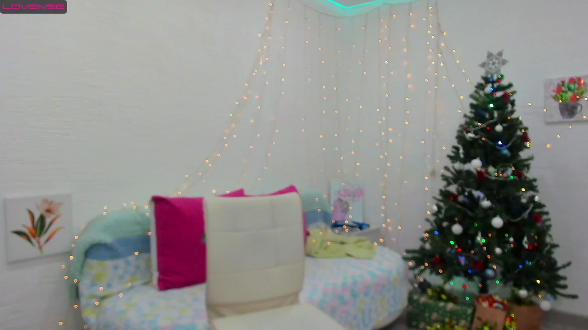 Gallery image thumbnail from HannaMillos's myfreecams stream on, 12/16/2022, 04:57 image 17 of 20