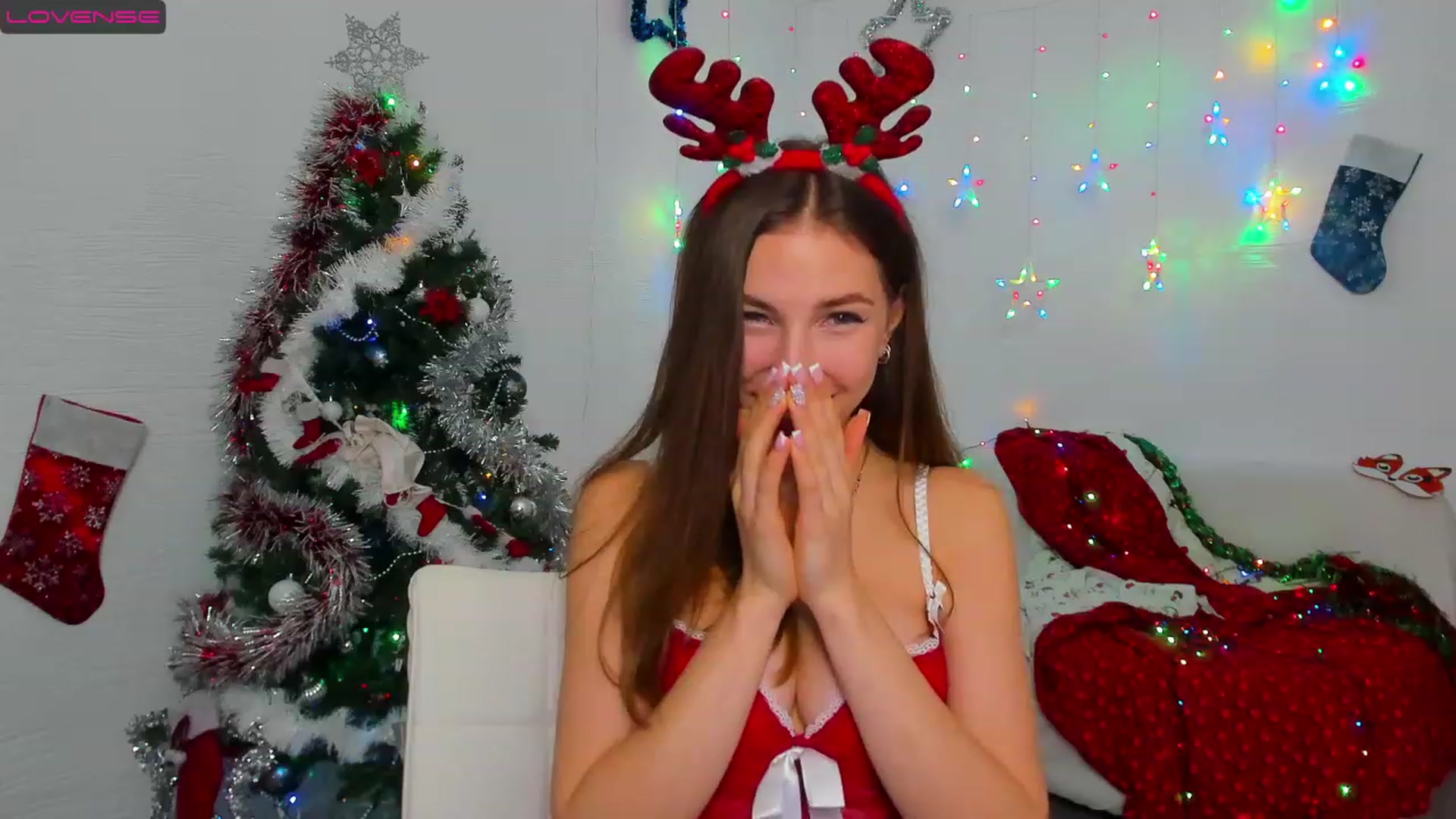 Gallery image thumbnail from HannaMillos's myfreecams stream on, 12/23/2022, 18:25 image 19 of 20
