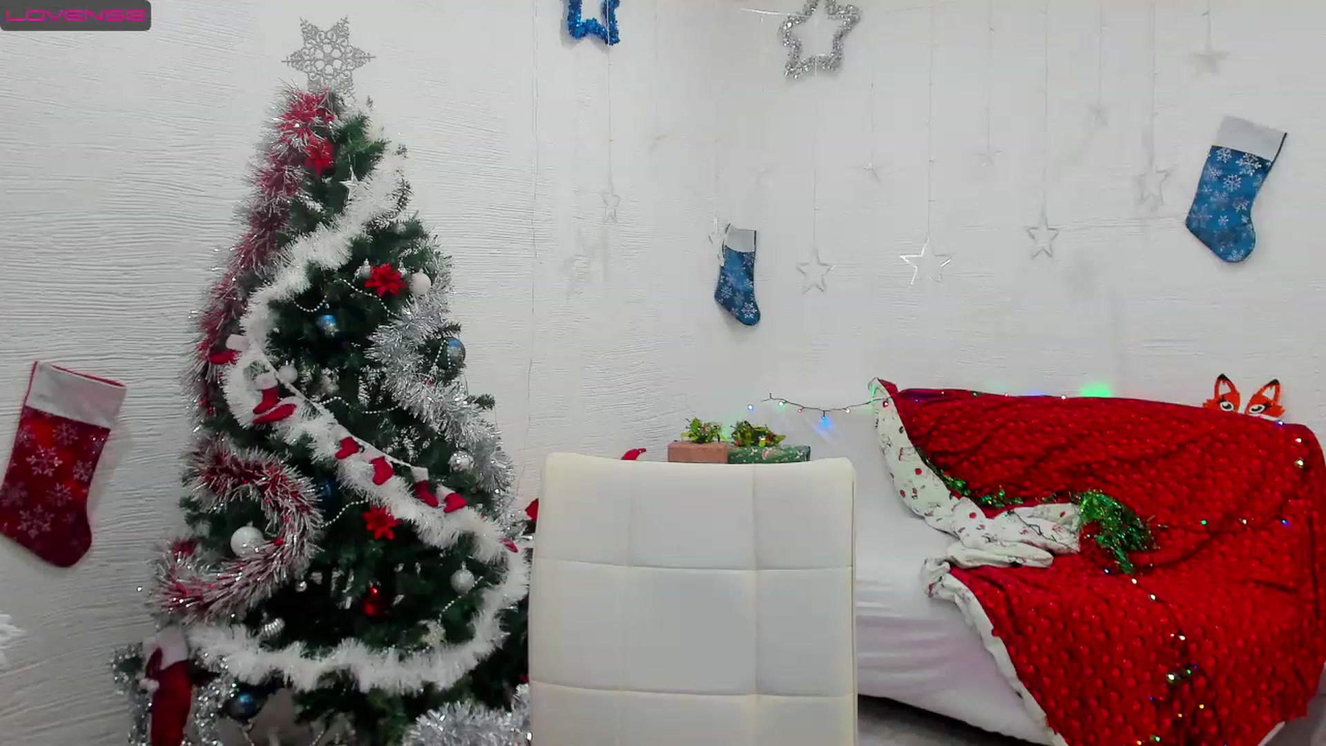 Gallery image thumbnail from HannaMillos's myfreecams stream on, 01/08/2023, 02:55 image 9 of 20