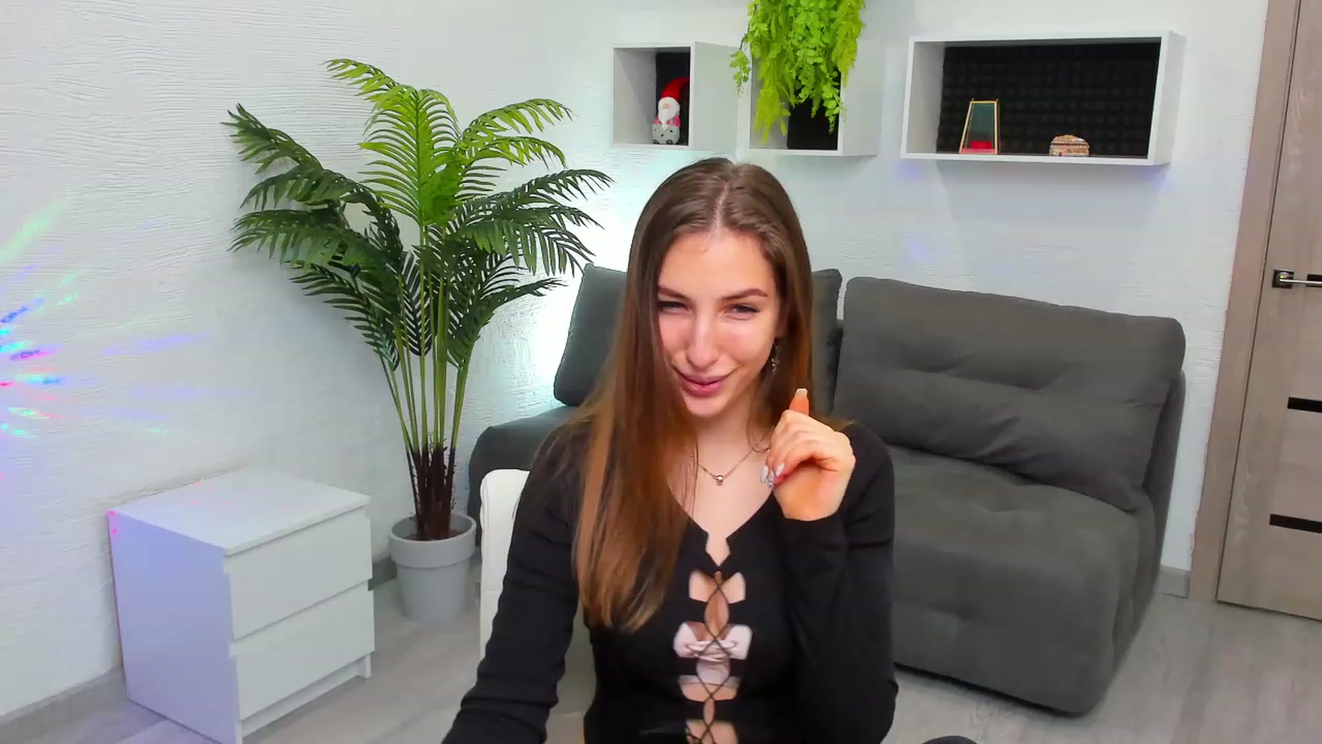 Gallery image thumbnail from HannaMillos's myfreecams stream on, 01/20/2023, 15:17 image 17 of 20