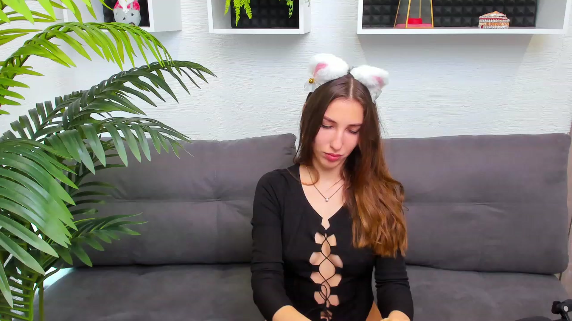 Gallery image thumbnail from HannaMillos's myfreecams stream on, 02/12/2023, 22:20 image 18 of 20