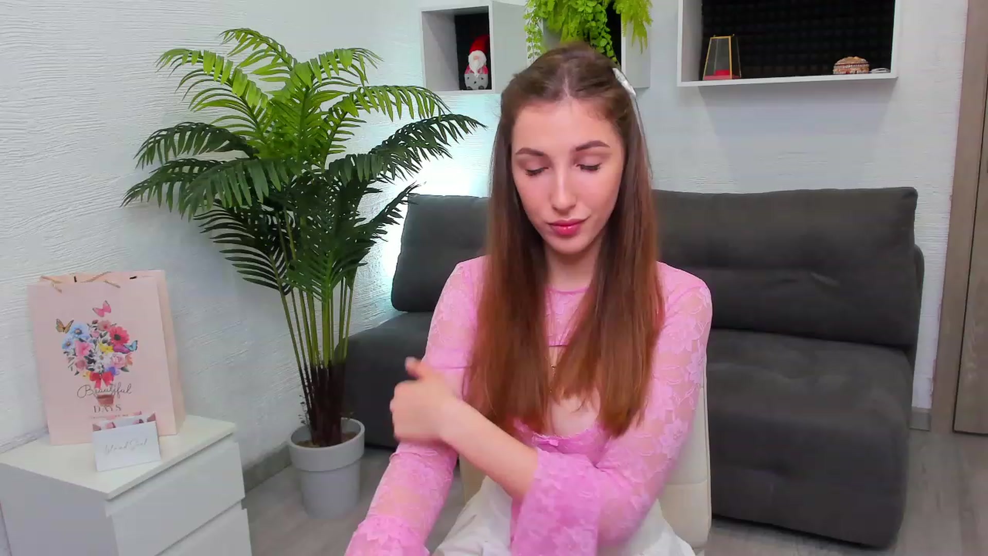 Gallery image thumbnail from HannaMillos's myfreecams stream on, 03/12/2023, 03:07 image 11 of 20