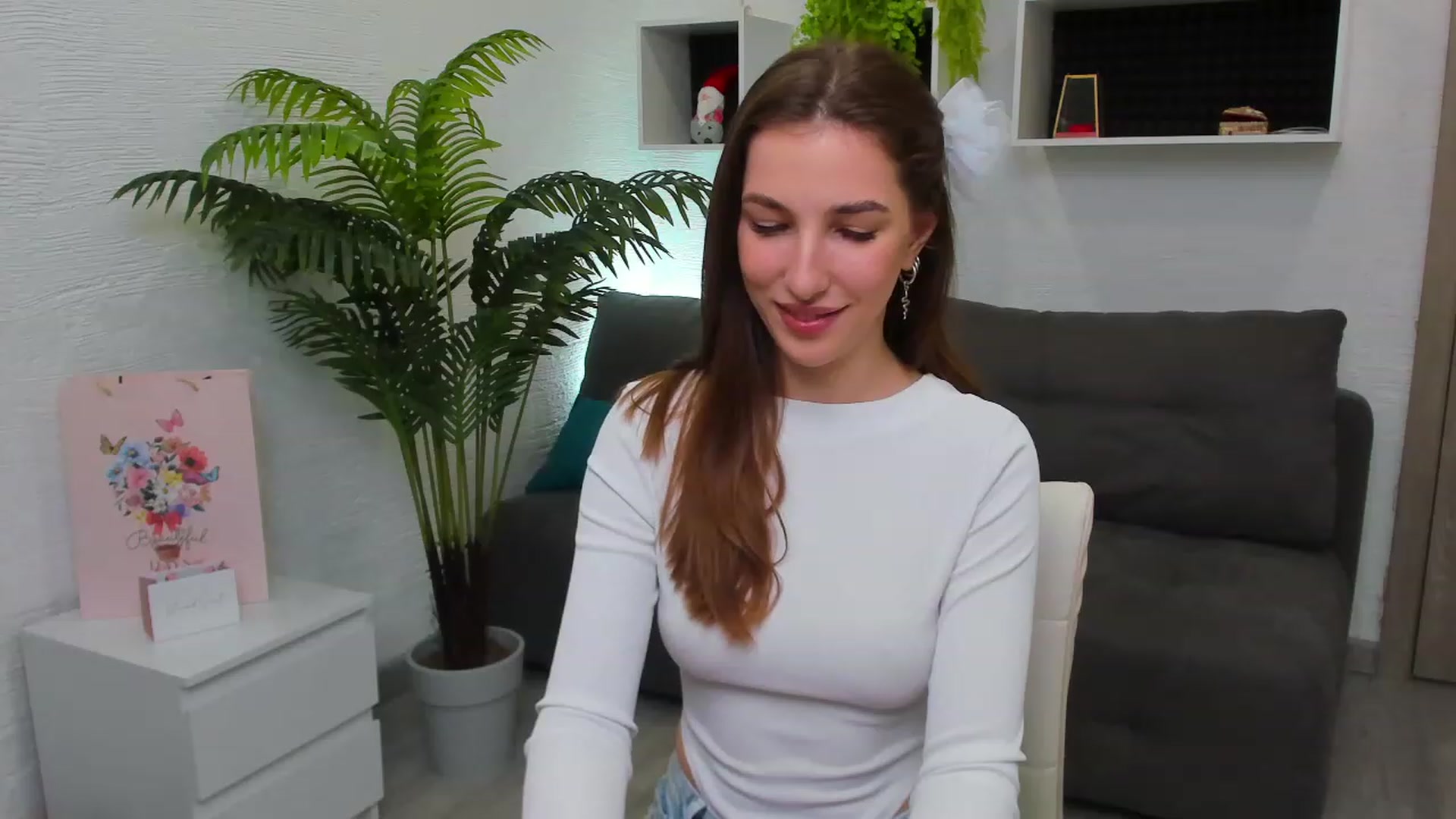 Gallery image thumbnail from HannaMillos's myfreecams stream on, 03/23/2023, 04:58 image 10 of 20