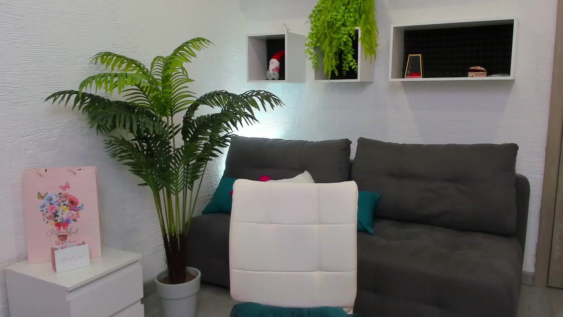 Gallery image thumbnail from HannaMillos's myfreecams stream on, 03/23/2023, 04:58 image 4 of 20