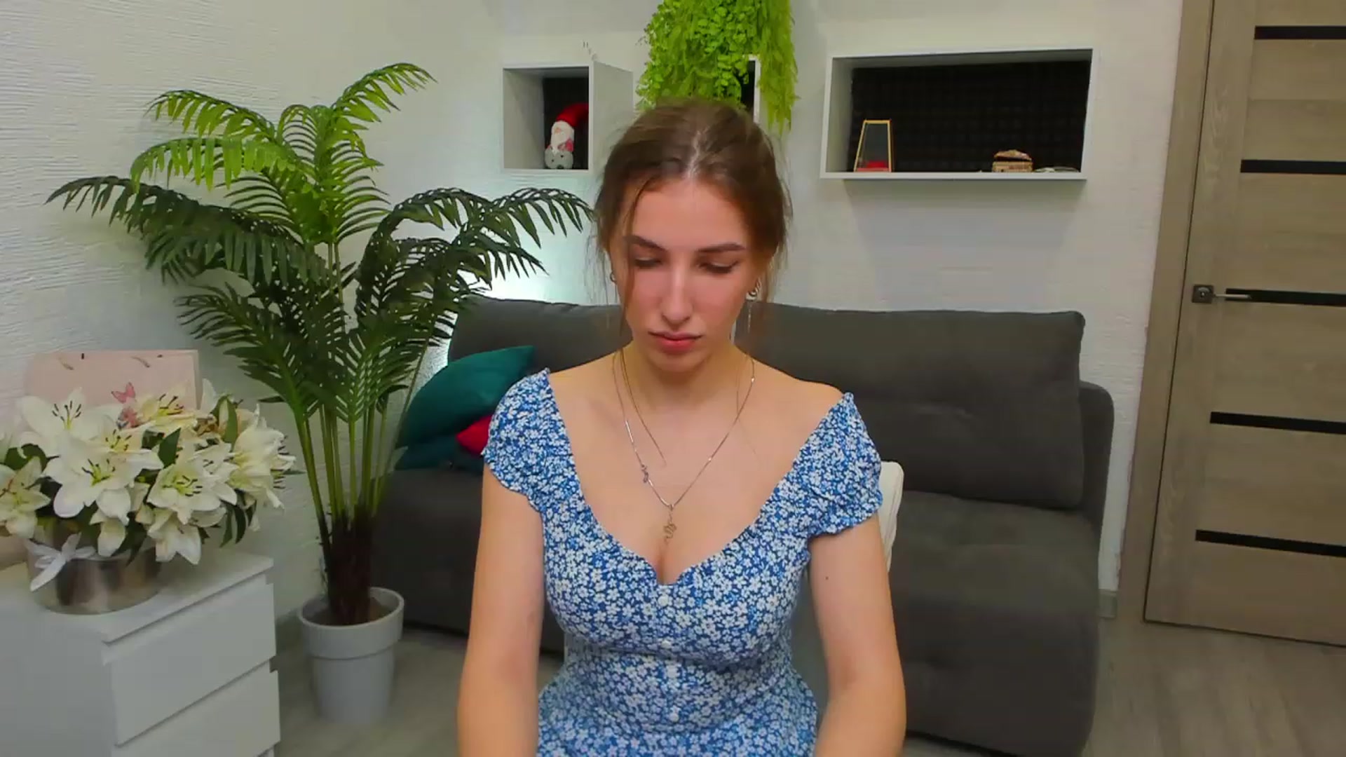 Gallery image thumbnail from HannaMillos's myfreecams stream on, 04/08/2023, 04:20 image 5 of 20