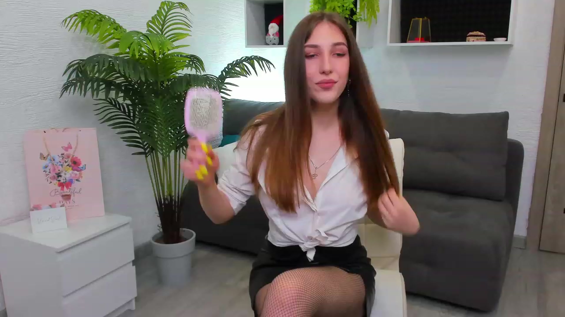Gallery image thumbnail from HannaMillos's myfreecams stream on, 05/21/2023, 15:35 image 1 of 20