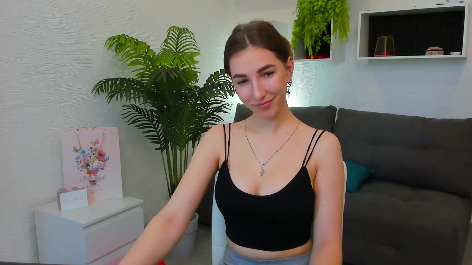 Gallery image thumbnail from HannaMillos's myfreecams stream on, 06/18/2023, 07:06 image 20 of 20