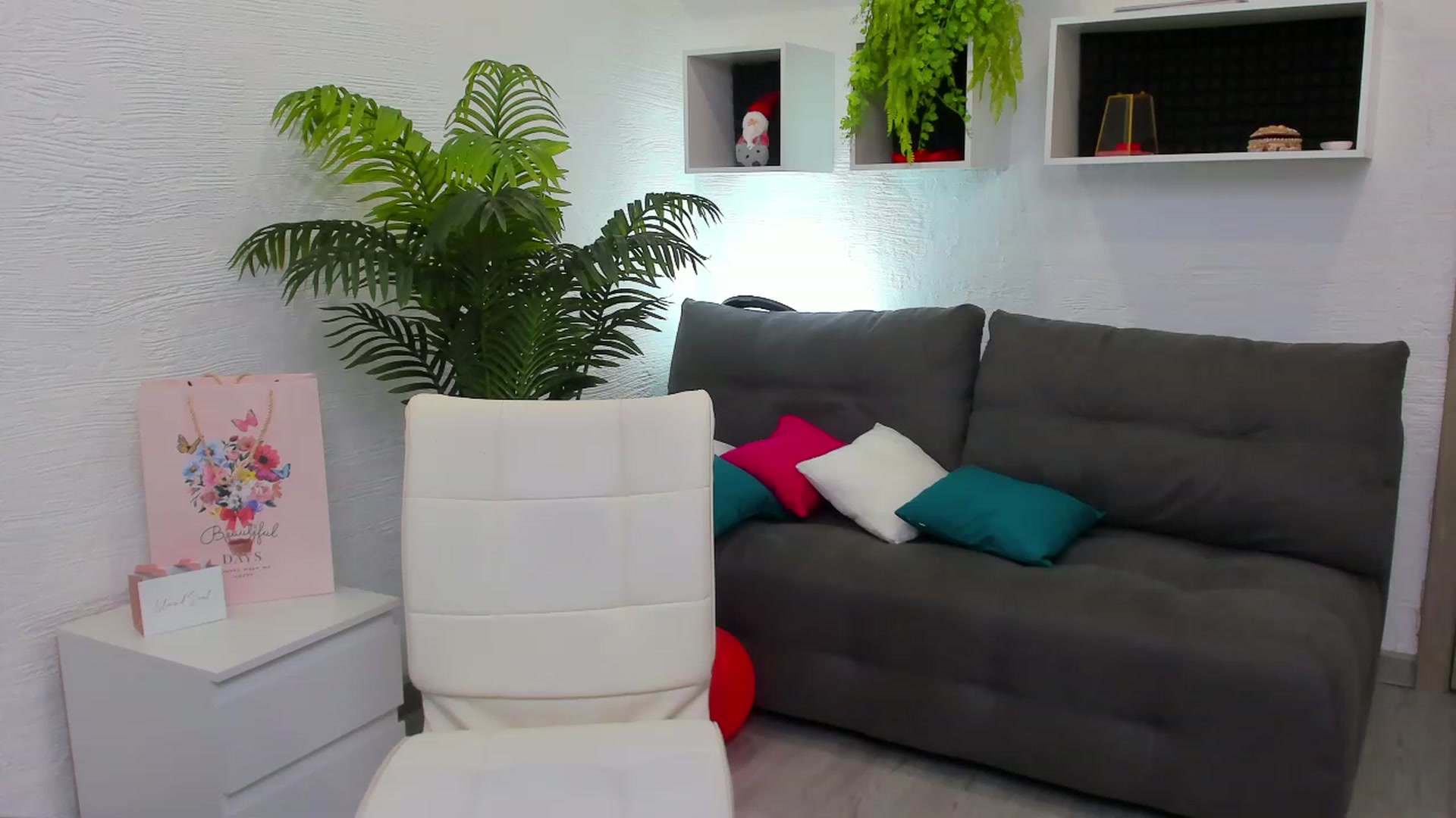 Gallery image thumbnail from HannaMillos's myfreecams stream on, 06/24/2023, 04:21 image 12 of 20