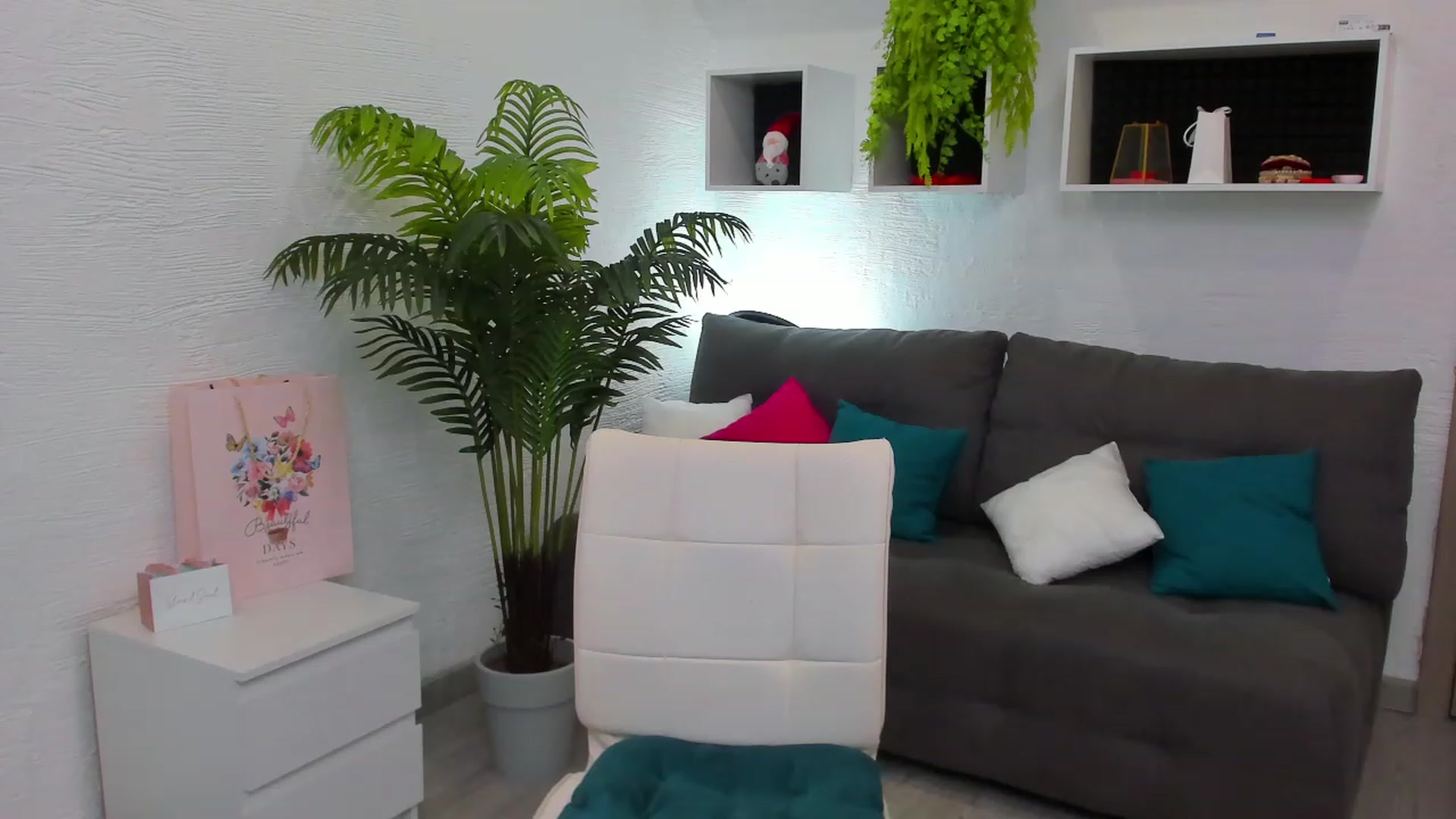 Gallery image thumbnail from HannaMillos's myfreecams stream on, 07/30/2023, 03:17 image 1 of 20