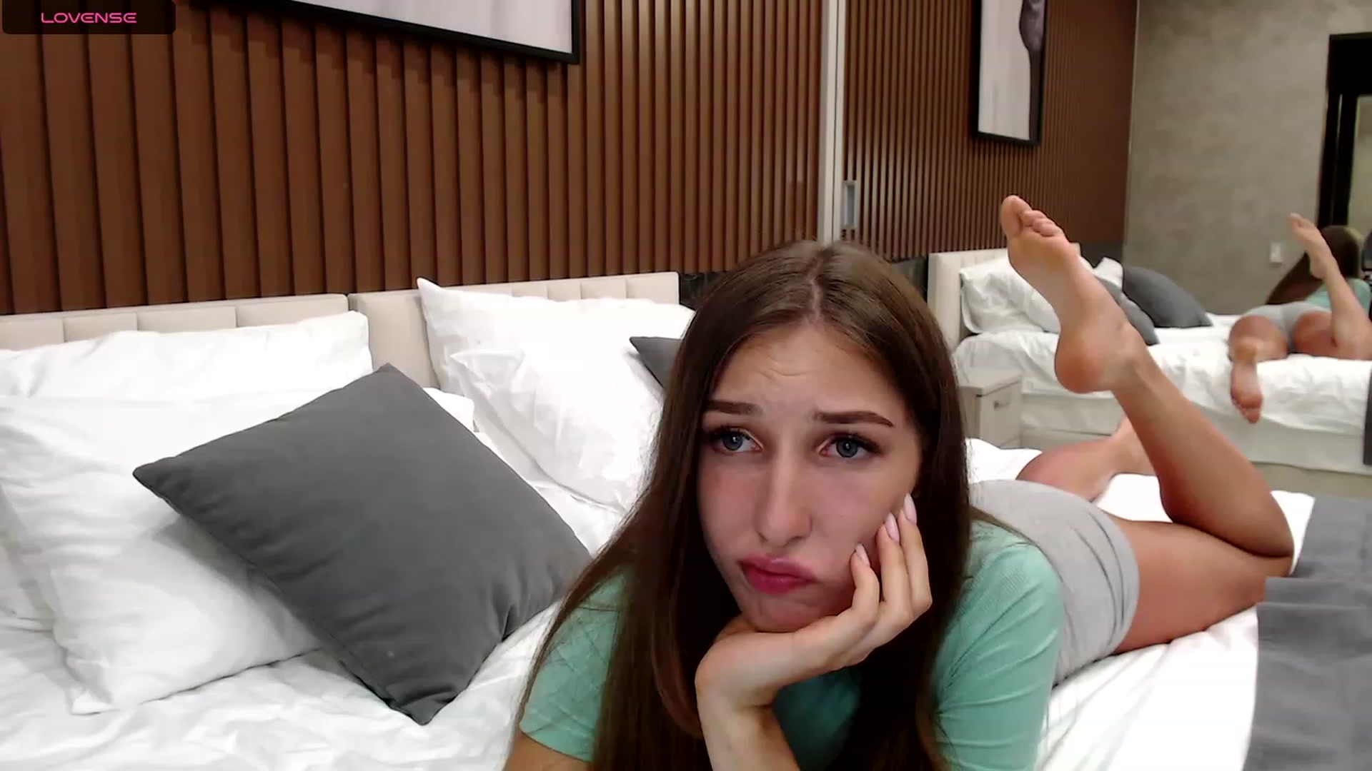 Gallery image thumbnail from HannaMillos's myfreecams stream on, 08/26/2023, 18:13 image 2 of 20