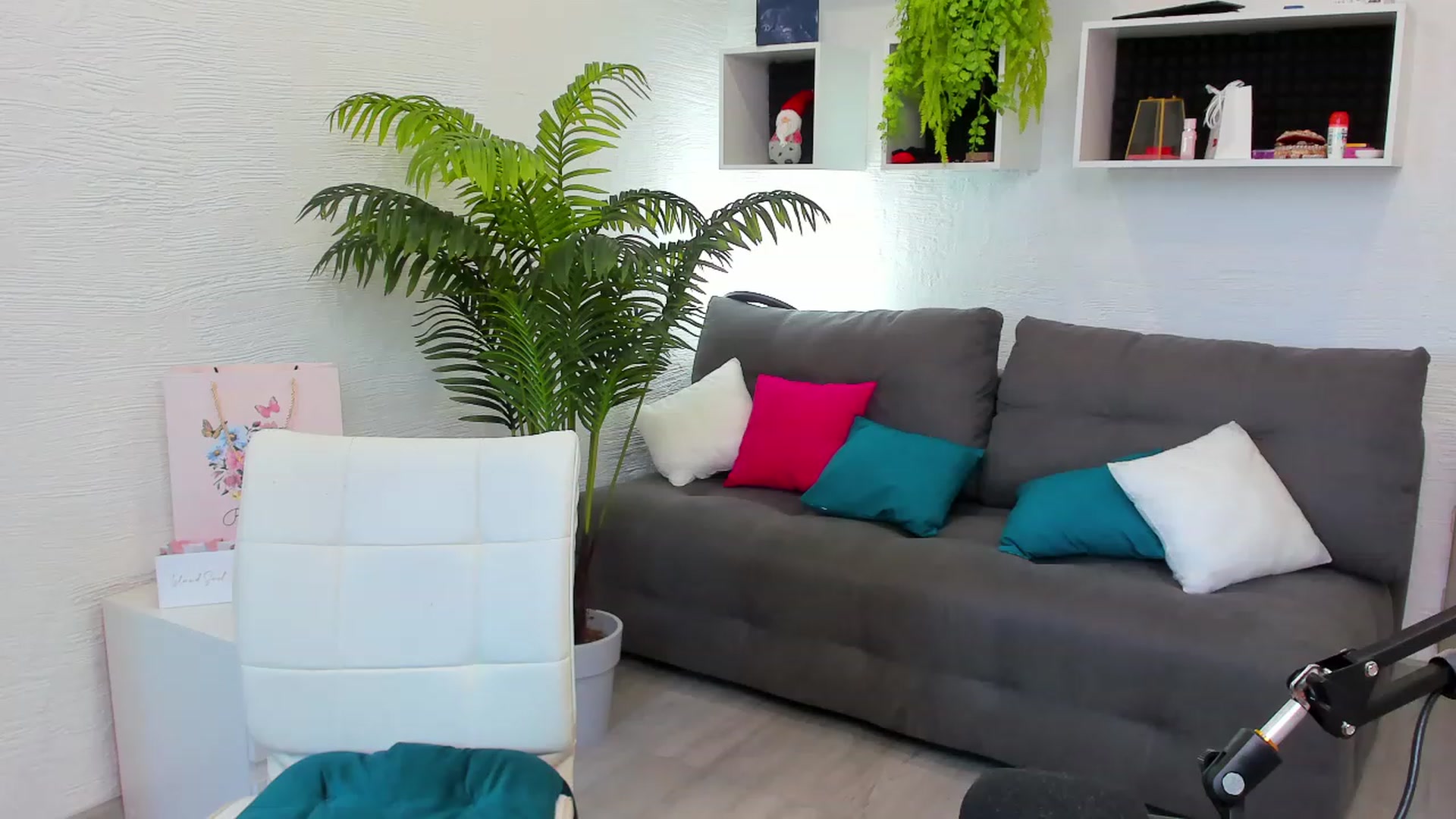 Gallery image thumbnail from HannaMillos's myfreecams stream on, 09/20/2023, 08:35 image 20 of 20