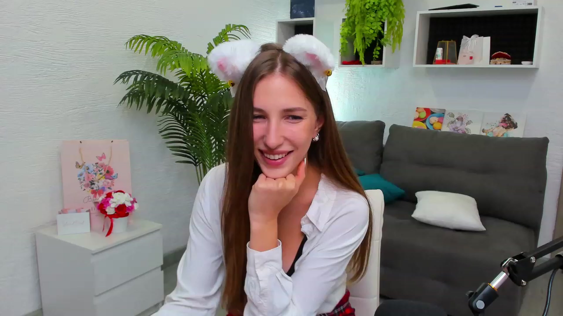 Gallery image thumbnail from HannaMillos's myfreecams stream on, 09/29/2023, 04:29 image 19 of 20