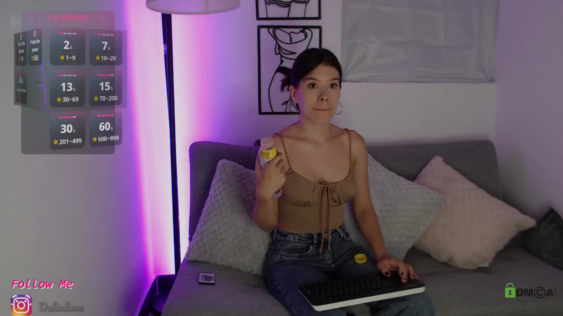 Gallery image thumbnail from HannaRo's myfreecams stream on, 07/10/2025, 19:14 image 10 of 20
