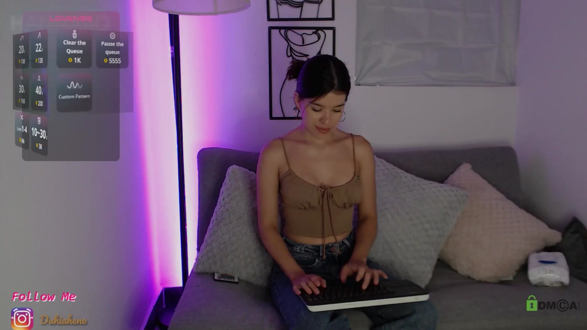 Gallery image thumbnail from HannaRo's myfreecams stream on, 07/10/2025, 19:55 image 7 of 20