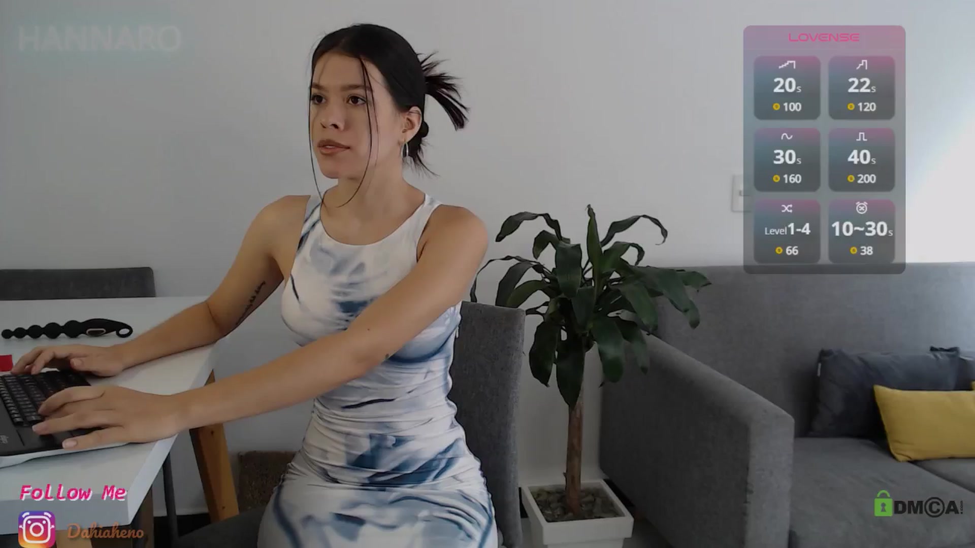 Gallery image thumbnail from HannaRo's myfreecams stream on, 07/27/2025, 15:18 image 3 of 20