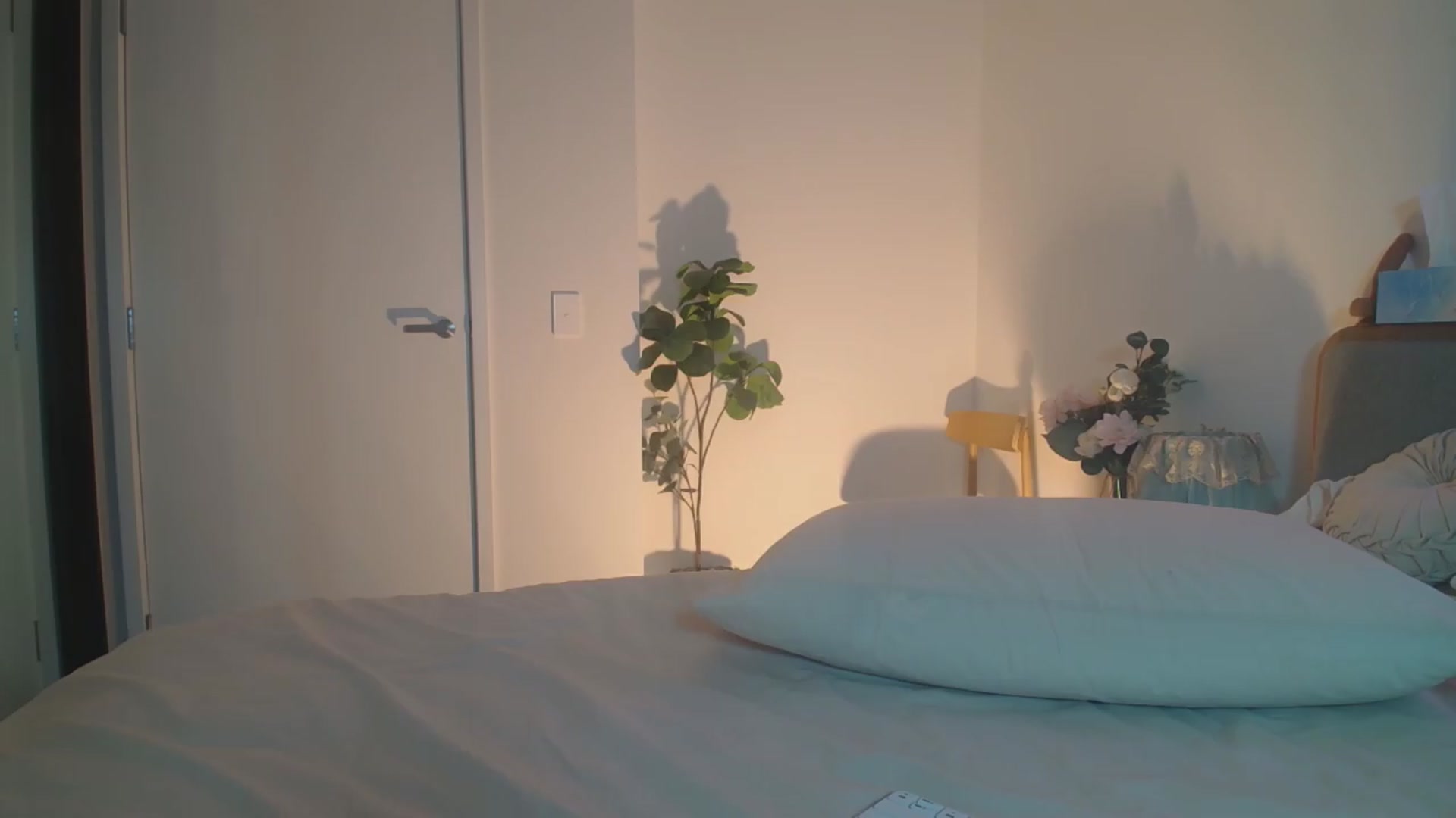 Gallery image thumbnail from Hanna_XX's myfreecams stream on, 08/29/2026, 12:49 image 19 of 20