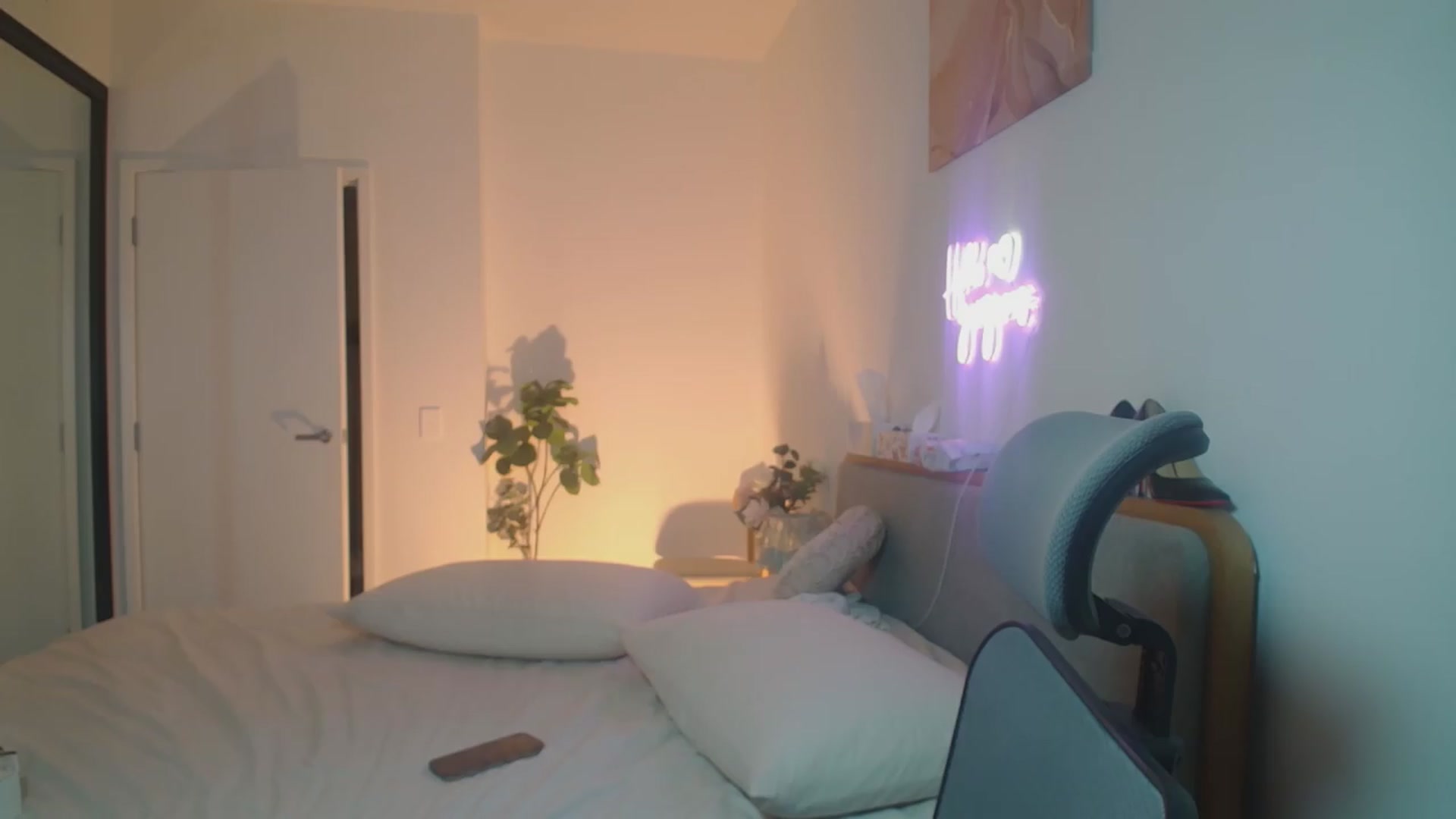 Gallery image thumbnail from Hanna_XX's myfreecams stream on, 08/29/2026, 12:49 image 10 of 20